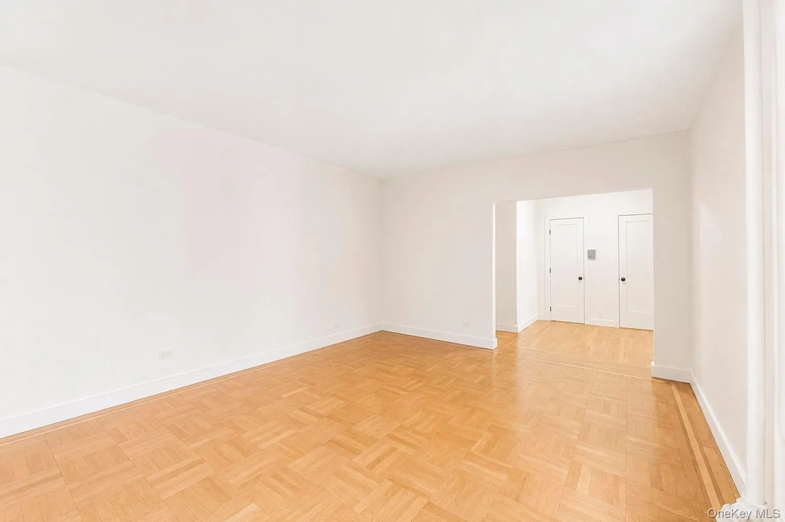 2925 Matthews Avenue, New York, NY, 1 Bedroom Bedrooms, 3 Rooms Rooms,1 BathroomBathrooms,Residential,For Rent,Matthews,0,1030365 2925 Matthews Avenue, New York, NY, 1 Bedroom Bedrooms, 3 Rooms Rooms,1 BathroomBathrooms,Residential,For Rent,Matthews,0,1030365