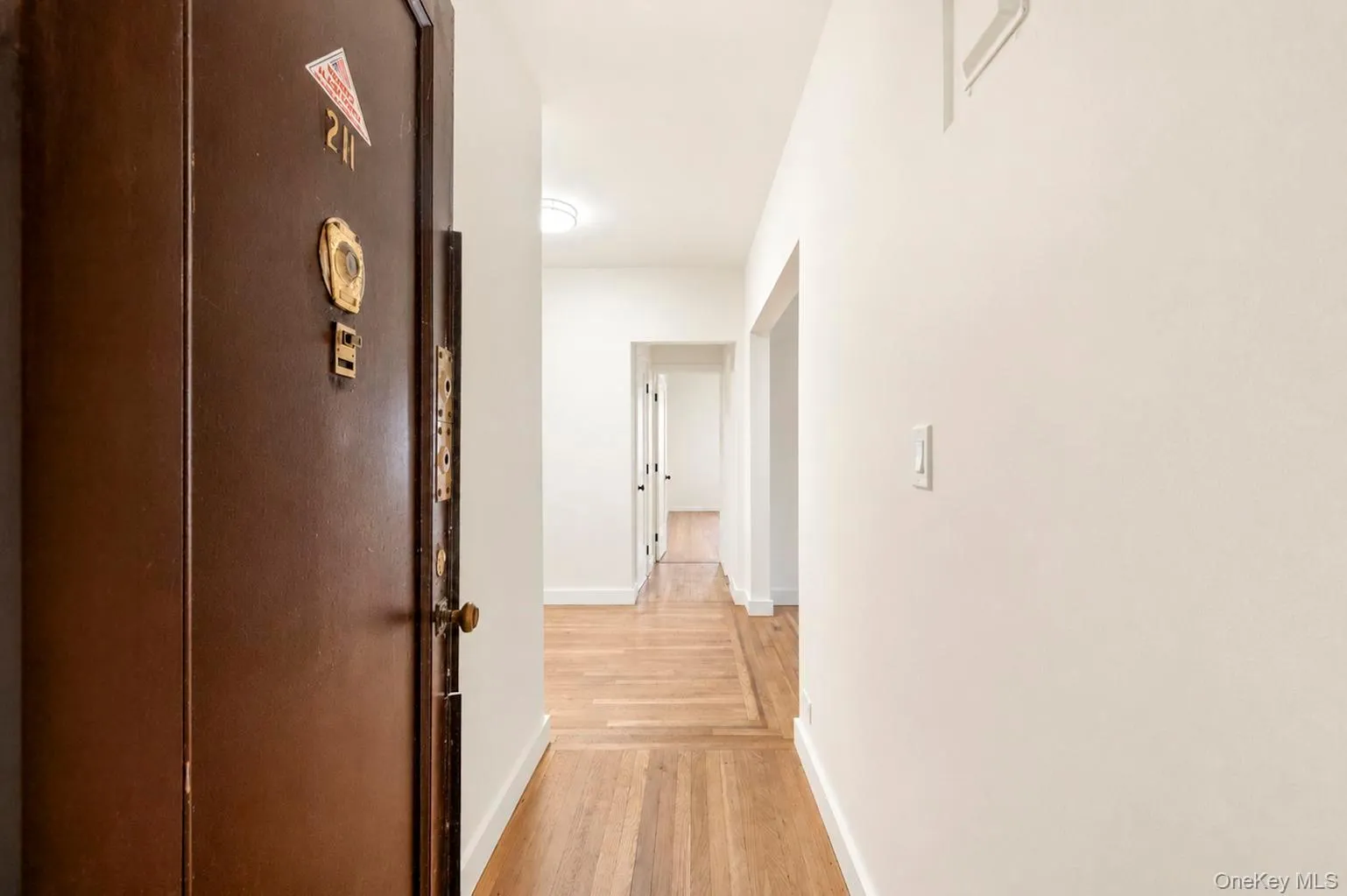 2925 Matthews Avenue, New York, NY, 1 Bedroom Bedrooms, 3 Rooms Rooms,1 BathroomBathrooms,Residential,For Rent,Matthews,0,1030365 2925 Matthews Avenue, New York, NY, 1 Bedroom Bedrooms, 3 Rooms Rooms,1 BathroomBathrooms,Residential,For Rent,Matthews,0,1030365