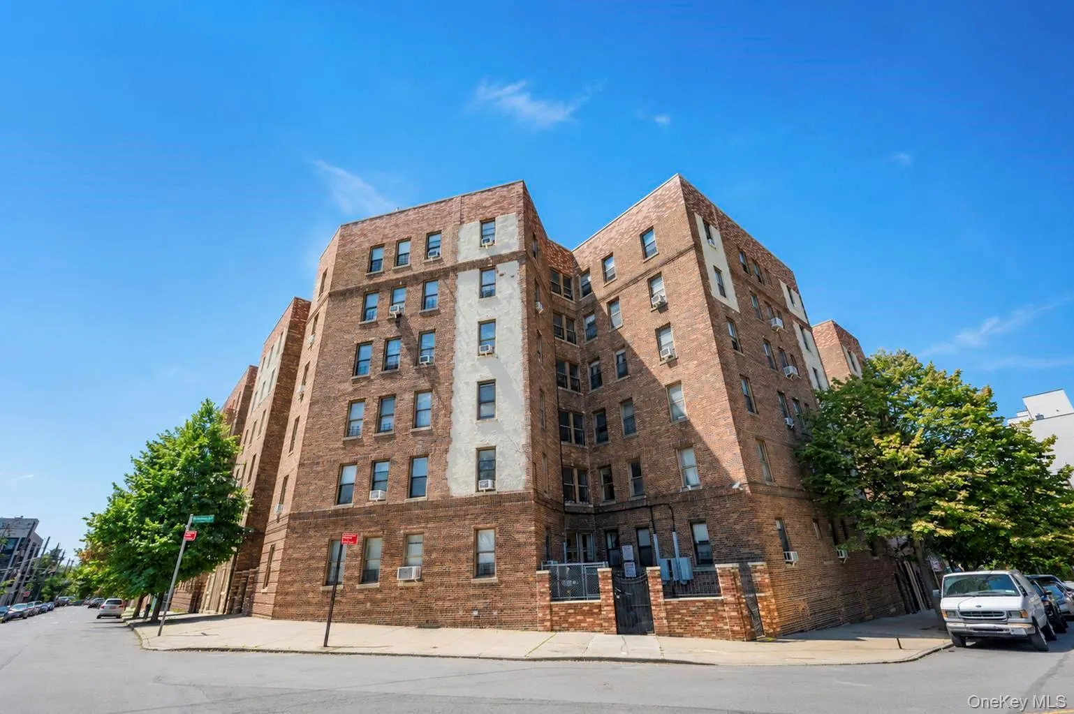 2925 Matthews Avenue, New York, NY, 1 Bedroom Bedrooms, 3 Rooms Rooms,1 BathroomBathrooms,Residential,For Rent,Matthews,0,1030365 2925 Matthews Avenue, New York, NY, 1 Bedroom Bedrooms, 3 Rooms Rooms,1 BathroomBathrooms,Residential,For Rent,Matthews,0,1030365