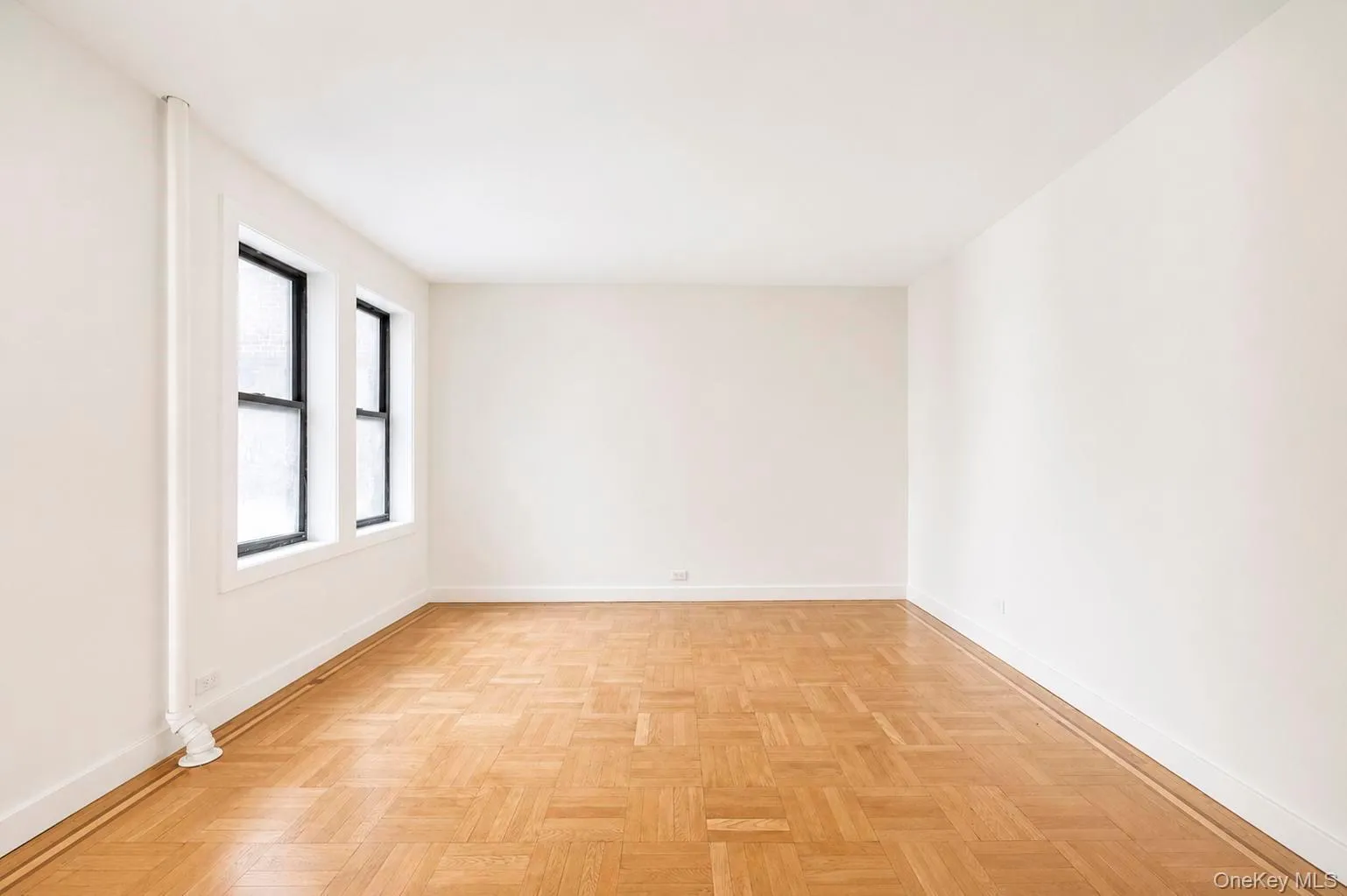 2925 Matthews Avenue, New York, NY, 1 Bedroom Bedrooms, 3 Rooms Rooms,1 BathroomBathrooms,Residential,For Rent,Matthews,0,1030365 2925 Matthews Avenue, New York, NY, 1 Bedroom Bedrooms, 3 Rooms Rooms,1 BathroomBathrooms,Residential,For Rent,Matthews,0,1030365
