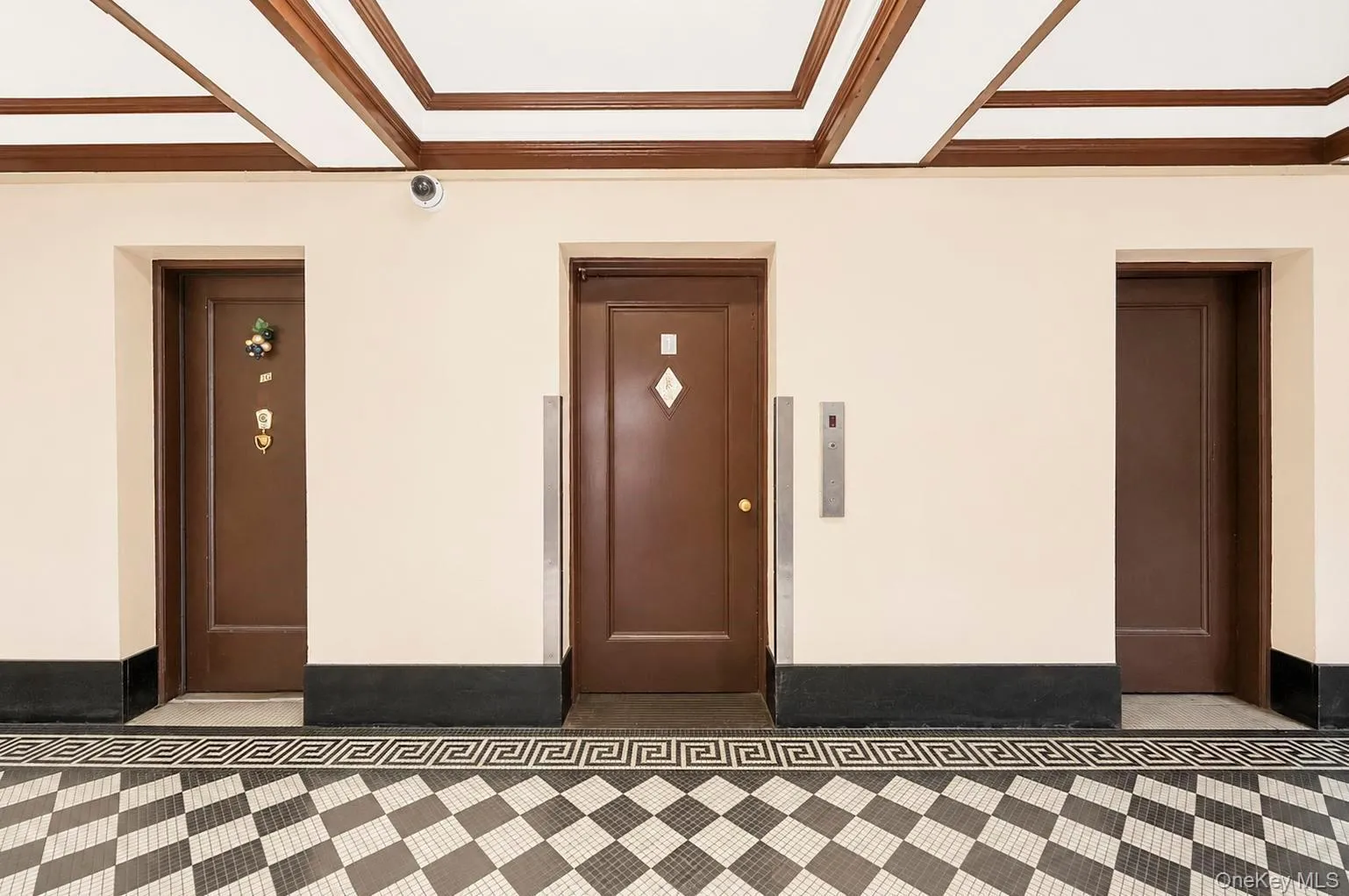 2925 Matthews Avenue, New York, NY, 1 Bedroom Bedrooms, 3 Rooms Rooms,1 BathroomBathrooms,Residential,For Rent,Matthews,0,1030365 2925 Matthews Avenue, New York, NY, 1 Bedroom Bedrooms, 3 Rooms Rooms,1 BathroomBathrooms,Residential,For Rent,Matthews,0,1030365