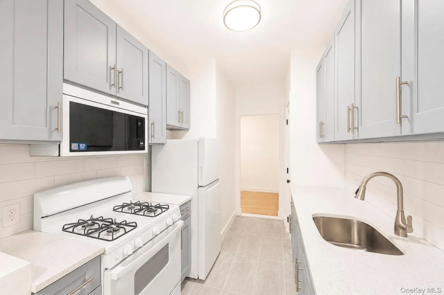 2925 Matthews Avenue, New York, NY, 1 Bedroom Bedrooms, 3 Rooms Rooms,1 BathroomBathrooms,Residential,For Rent,Matthews,0,1030365 2925 Matthews Avenue, New York, NY, 1 Bedroom Bedrooms, 3 Rooms Rooms,1 BathroomBathrooms,Residential,For Rent,Matthews,0,1030365