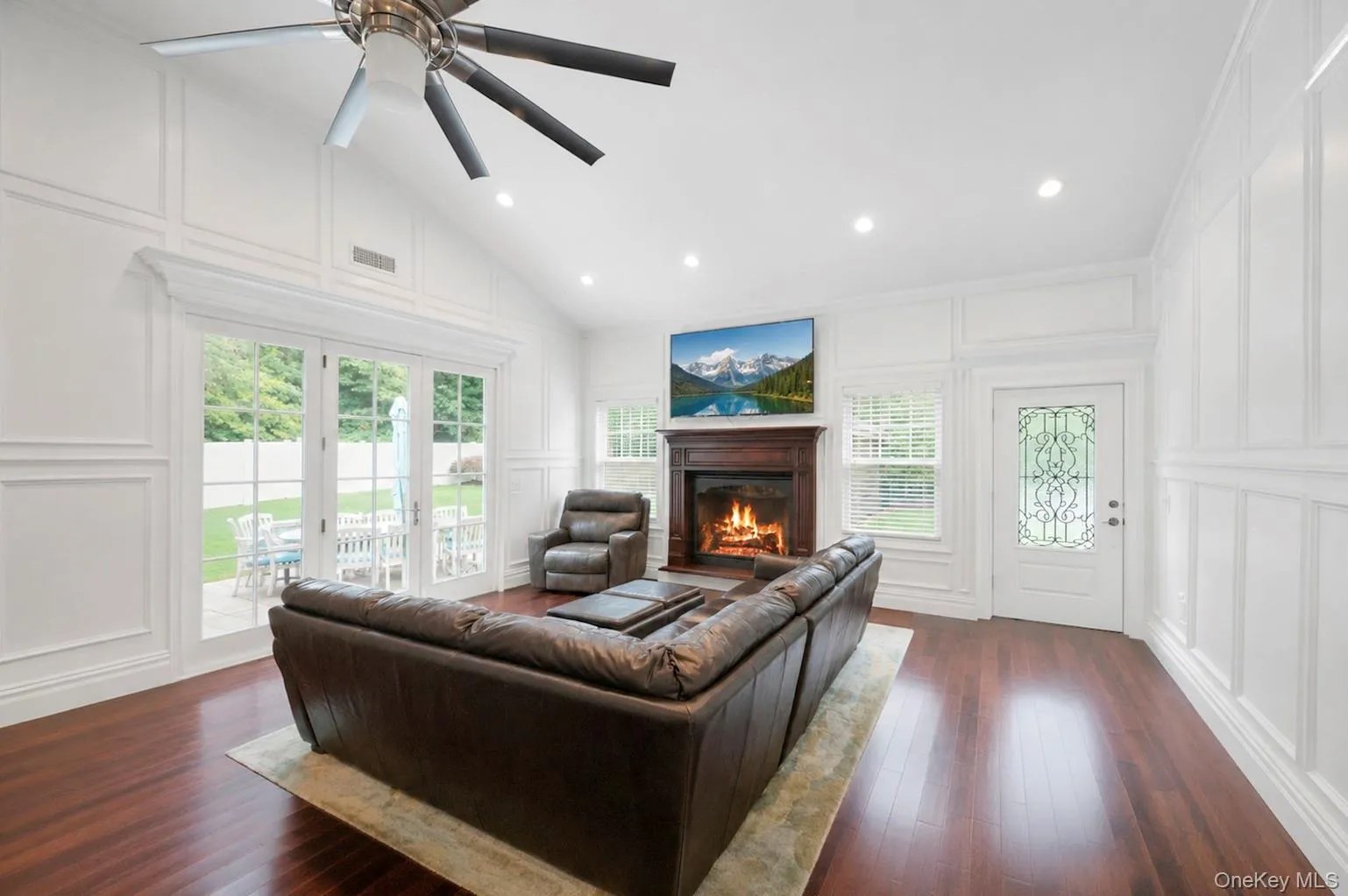 2553 Motor Parkway, Islip, NY, 4 Bedrooms Bedrooms, 7 Rooms Rooms,3 BathroomsBathrooms,Residential,For Rent,Motor,0,1030366 2553 Motor Parkway, Islip, NY, 4 Bedrooms Bedrooms, 7 Rooms Rooms,3 BathroomsBathrooms,Residential,For Rent,Motor,0,1030366