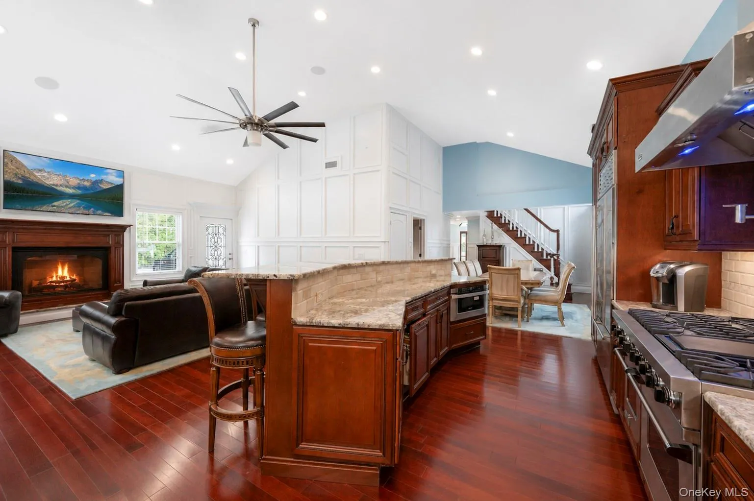 2553 Motor Parkway, Islip, NY, 4 Bedrooms Bedrooms, 7 Rooms Rooms,3 BathroomsBathrooms,Residential,For Rent,Motor,0,1030366 2553 Motor Parkway, Islip, NY, 4 Bedrooms Bedrooms, 7 Rooms Rooms,3 BathroomsBathrooms,Residential,For Rent,Motor,0,1030366