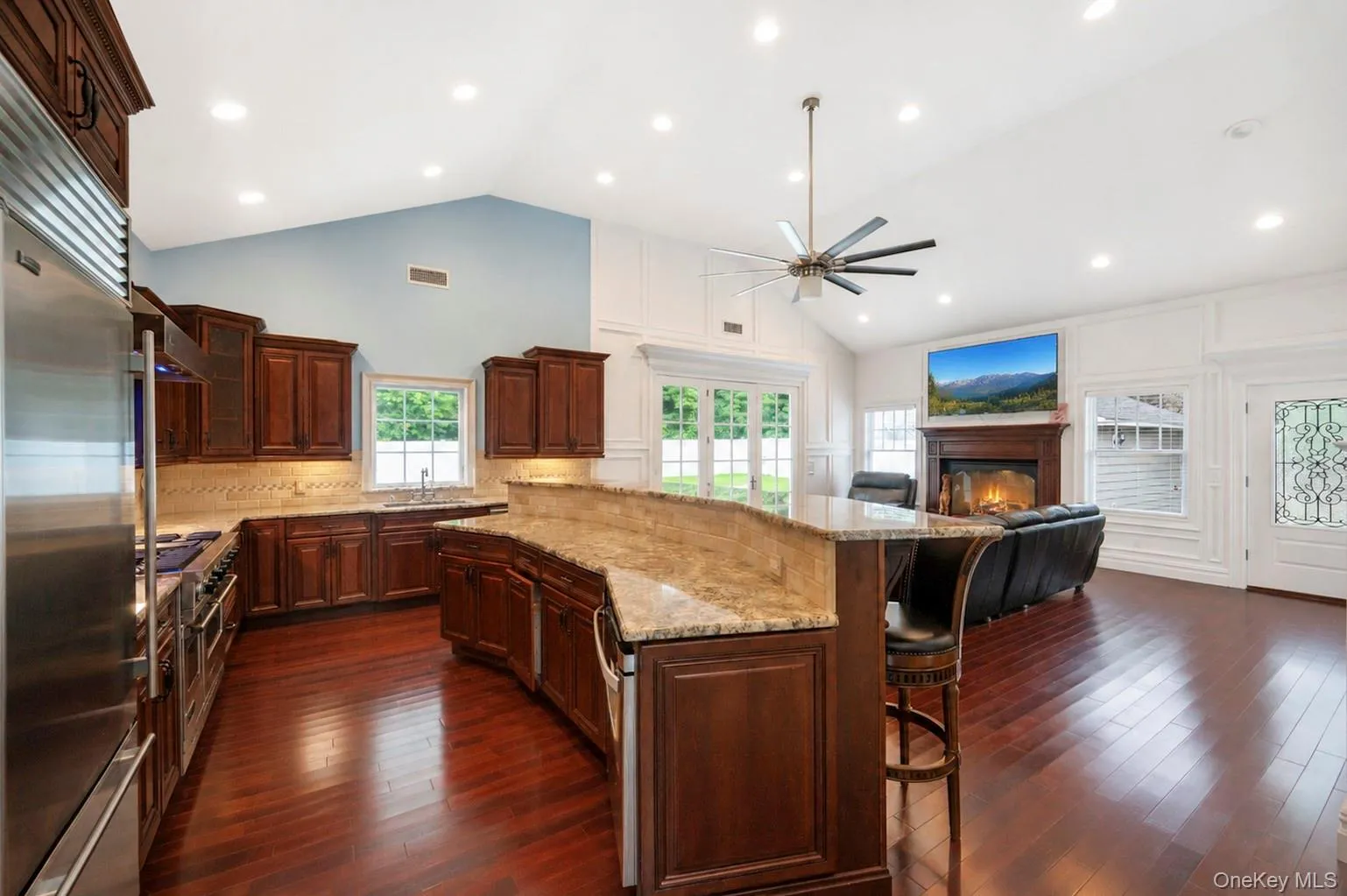 2553 Motor Parkway, Islip, NY, 4 Bedrooms Bedrooms, 7 Rooms Rooms,3 BathroomsBathrooms,Residential,For Rent,Motor,0,1030366 2553 Motor Parkway, Islip, NY, 4 Bedrooms Bedrooms, 7 Rooms Rooms,3 BathroomsBathrooms,Residential,For Rent,Motor,0,1030366