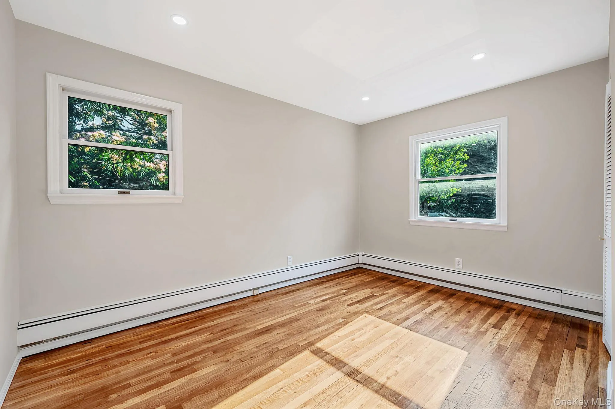 3 Richlee Drive, Huntington, NY, 4 Bedrooms Bedrooms, 10 Rooms Rooms,2 BathroomsBathrooms,Residential,For Rent,Richlee,0,1030367 3 Richlee Drive, Huntington, NY, 4 Bedrooms Bedrooms, 10 Rooms Rooms,2 BathroomsBathrooms,Residential,For Rent,Richlee,0,1030367