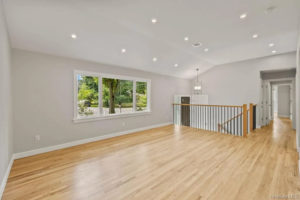 142 Little Tor Road, Clarkstown, NY, 5 Bedrooms Bedrooms, 9 Rooms Rooms,3 BathroomsBathrooms,Residential,For Rent,Little Tor,0,1030368 142 Little Tor Road, Clarkstown, NY, 5 Bedrooms Bedrooms, 9 Rooms Rooms,3 BathroomsBathrooms,Residential,For Rent,Little Tor,0,1030368