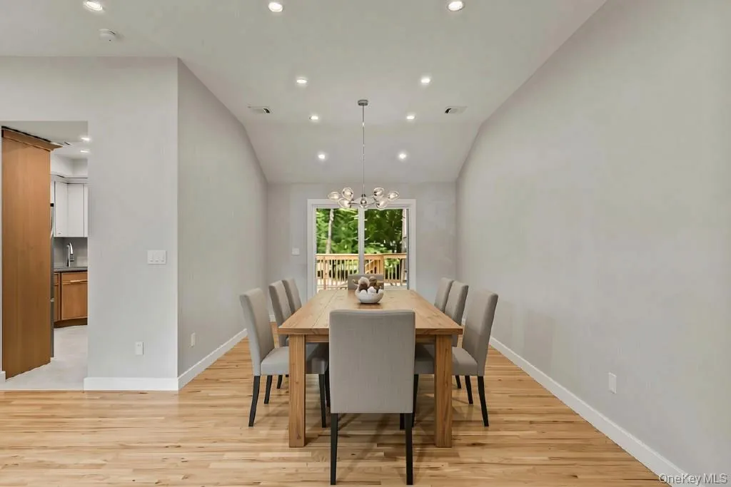142 Little Tor Road, Clarkstown, NY, 5 Bedrooms Bedrooms, 9 Rooms Rooms,3 BathroomsBathrooms,Residential,For Rent,Little Tor,0,1030368 142 Little Tor Road, Clarkstown, NY, 5 Bedrooms Bedrooms, 9 Rooms Rooms,3 BathroomsBathrooms,Residential,For Rent,Little Tor,0,1030368