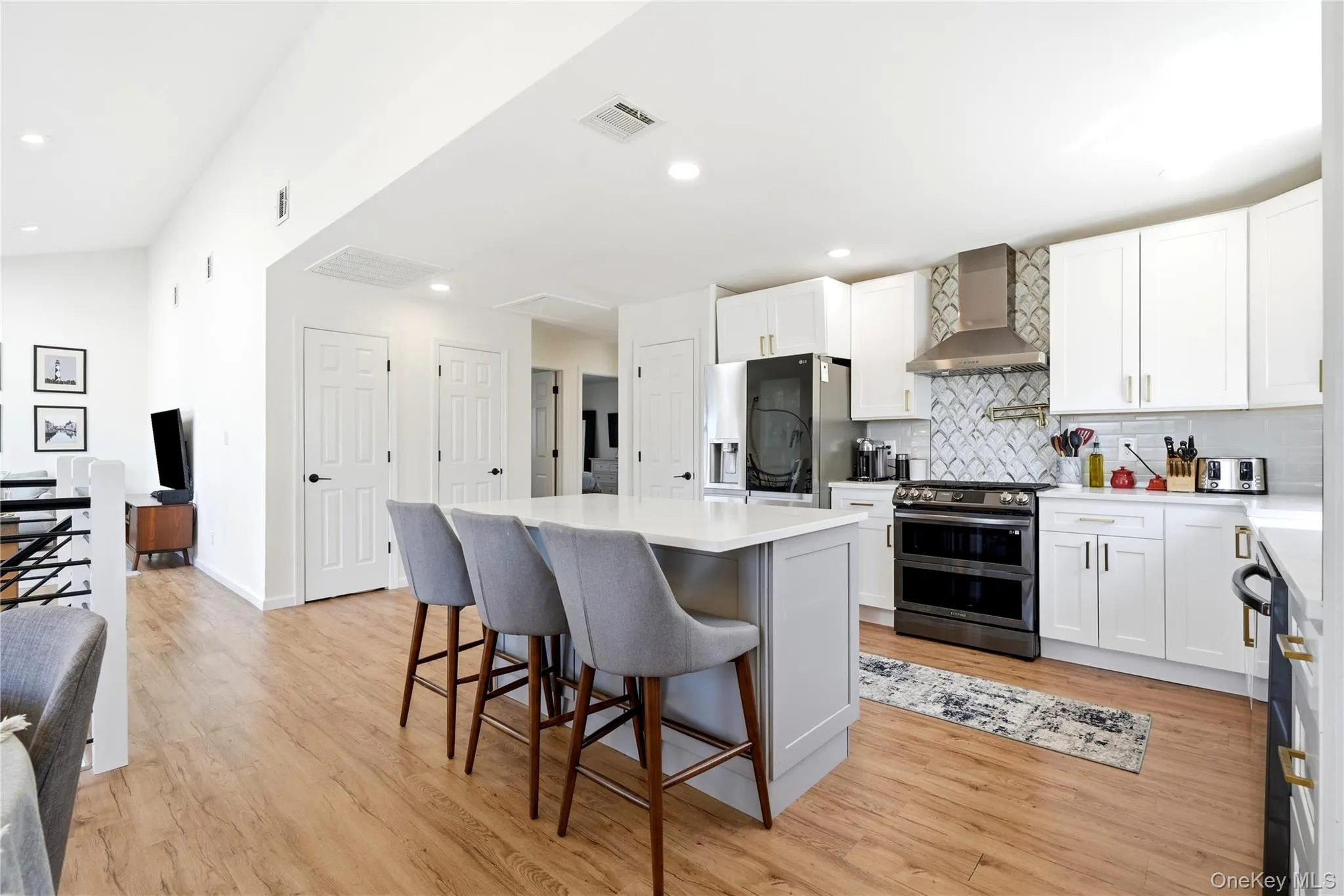 2569 Seminole Avenue, Hempstead, NY, 5 Bedrooms Bedrooms, 9 Rooms Rooms,2 BathroomsBathrooms,Residential,For Rent,Seminole,0,1030372 2569 Seminole Avenue, Hempstead, NY, 5 Bedrooms Bedrooms, 9 Rooms Rooms,2 BathroomsBathrooms,Residential,For Rent,Seminole,0,1030372