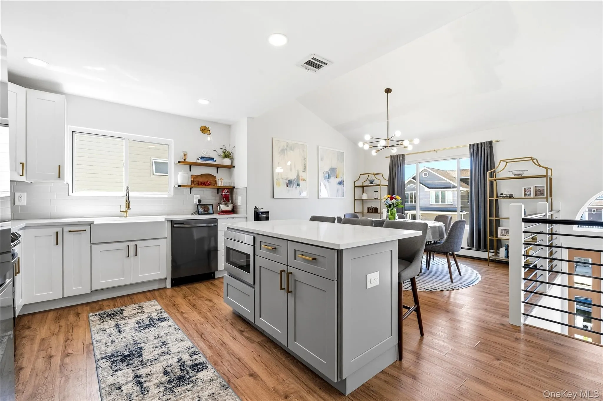 2569 Seminole Avenue, Hempstead, NY, 5 Bedrooms Bedrooms, 9 Rooms Rooms,2 BathroomsBathrooms,Residential,For Rent,Seminole,0,1030372 2569 Seminole Avenue, Hempstead, NY, 5 Bedrooms Bedrooms, 9 Rooms Rooms,2 BathroomsBathrooms,Residential,For Rent,Seminole,0,1030372