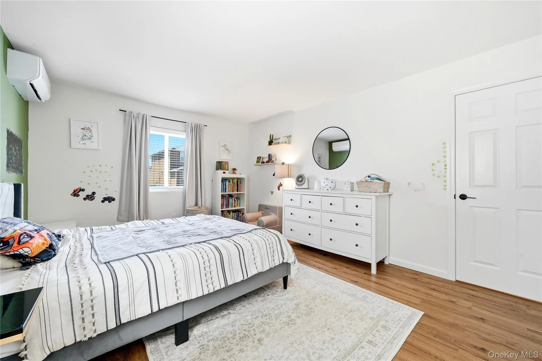 2569 Seminole Avenue, Hempstead, NY, 5 Bedrooms Bedrooms, 9 Rooms Rooms,2 BathroomsBathrooms,Residential,For Rent,Seminole,0,1030372 2569 Seminole Avenue, Hempstead, NY, 5 Bedrooms Bedrooms, 9 Rooms Rooms,2 BathroomsBathrooms,Residential,For Rent,Seminole,0,1030372