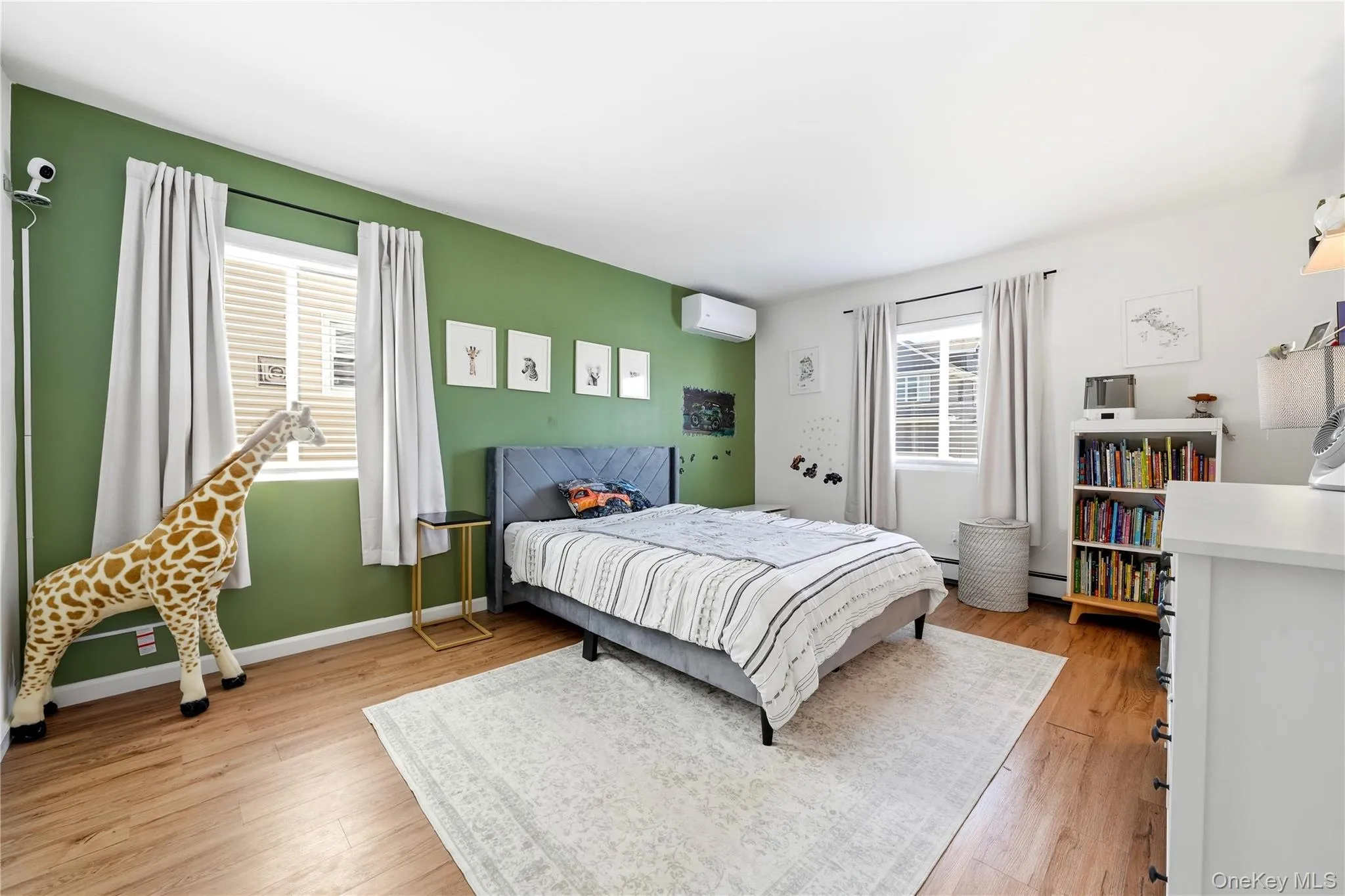 2569 Seminole Avenue, Hempstead, NY, 5 Bedrooms Bedrooms, 9 Rooms Rooms,2 BathroomsBathrooms,Residential,For Rent,Seminole,0,1030372 2569 Seminole Avenue, Hempstead, NY, 5 Bedrooms Bedrooms, 9 Rooms Rooms,2 BathroomsBathrooms,Residential,For Rent,Seminole,0,1030372