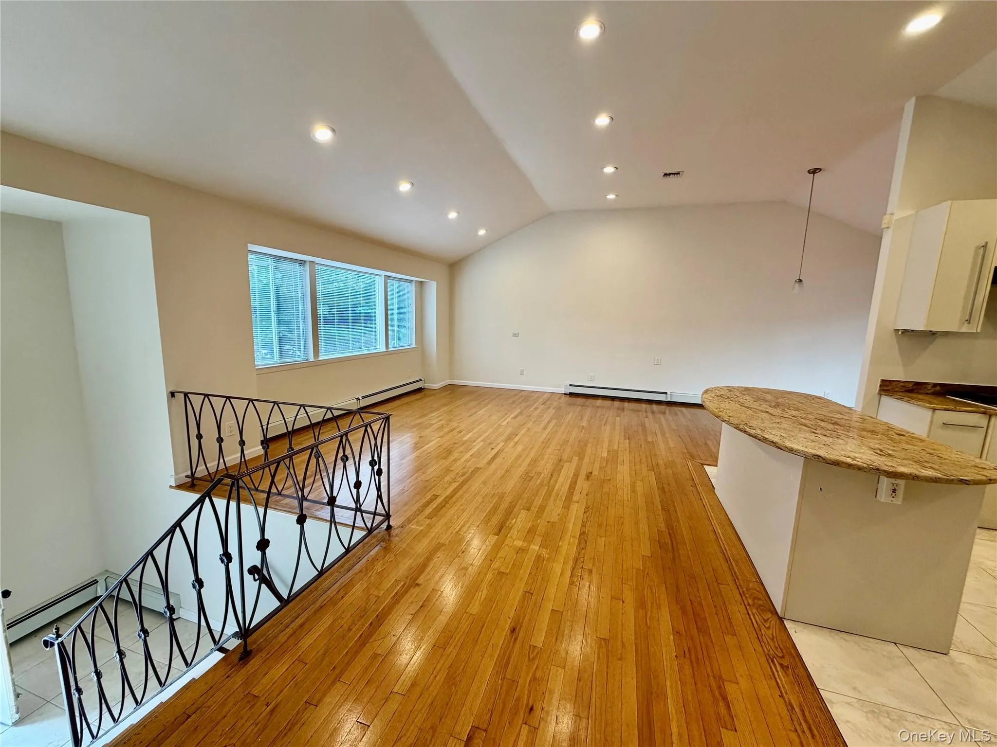 5 elm Street, North Hempstead, NY, 4 Bedroom Bedrooms, 9 Room Rooms,3 BathroomBathrooms,Residential Lease,For Rent,elm,0,1030381 5 elm Street, North Hempstead, NY, 4 Bedroom Bedrooms, 9 Room Rooms,3 BathroomBathrooms,Residential Lease,For Rent,elm,0,1030381