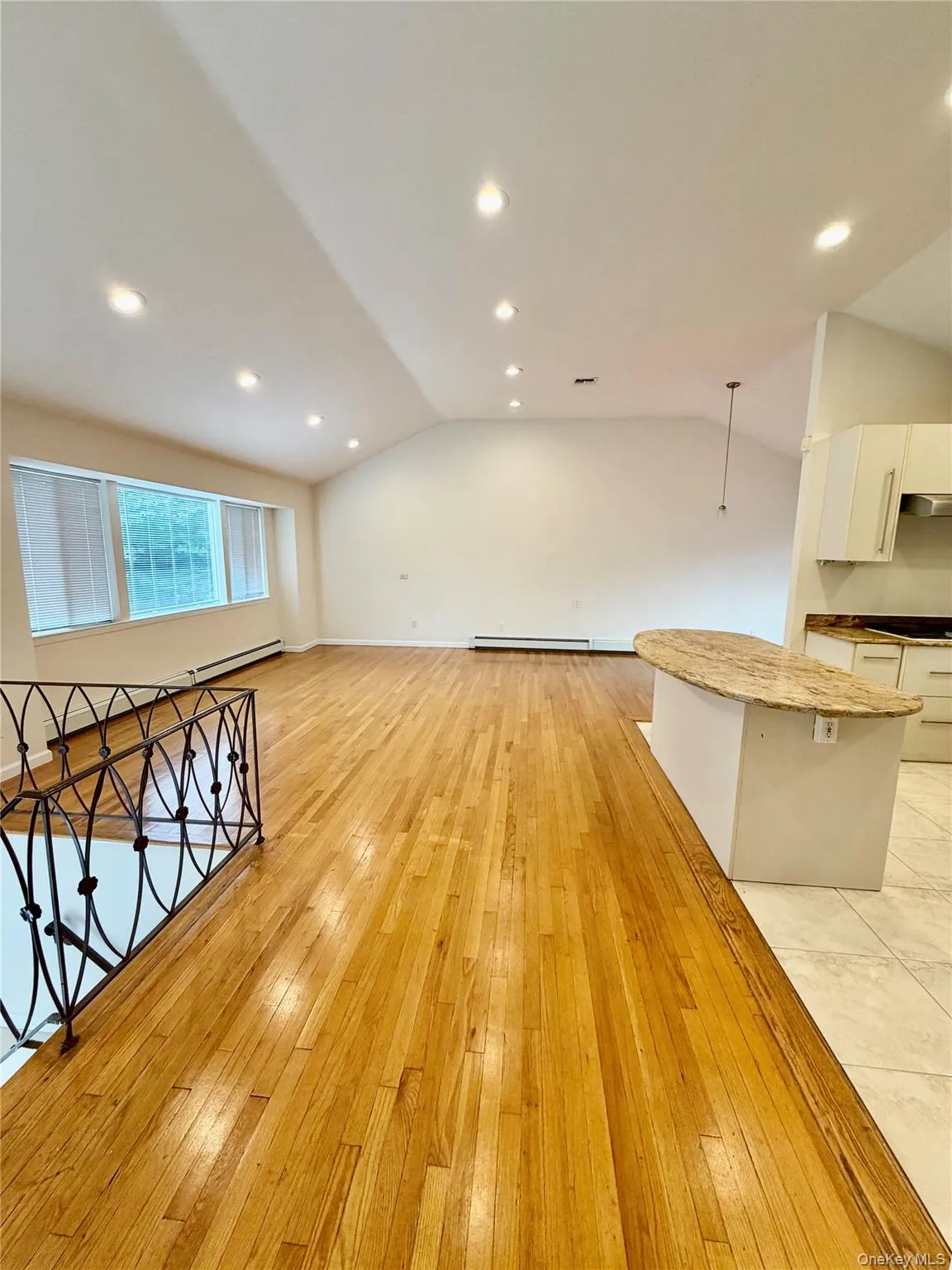 5 elm Street, North Hempstead, NY, 4 Bedroom Bedrooms, 9 Room Rooms,3 BathroomBathrooms,Residential Lease,For Rent,elm,0,1030381 5 elm Street, North Hempstead, NY, 4 Bedroom Bedrooms, 9 Room Rooms,3 BathroomBathrooms,Residential Lease,For Rent,elm,0,1030381
