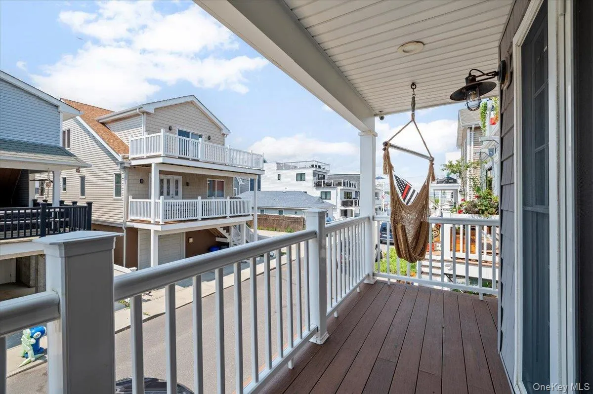 90 Alabama Street, Long Beach, NY, 3 Bedrooms Bedrooms, 6 Rooms Rooms,2 BathroomsBathrooms,Residential,For Rent,Alabama,0,1030387 90 Alabama Street, Long Beach, NY, 3 Bedrooms Bedrooms, 6 Rooms Rooms,2 BathroomsBathrooms,Residential,For Rent,Alabama,0,1030387