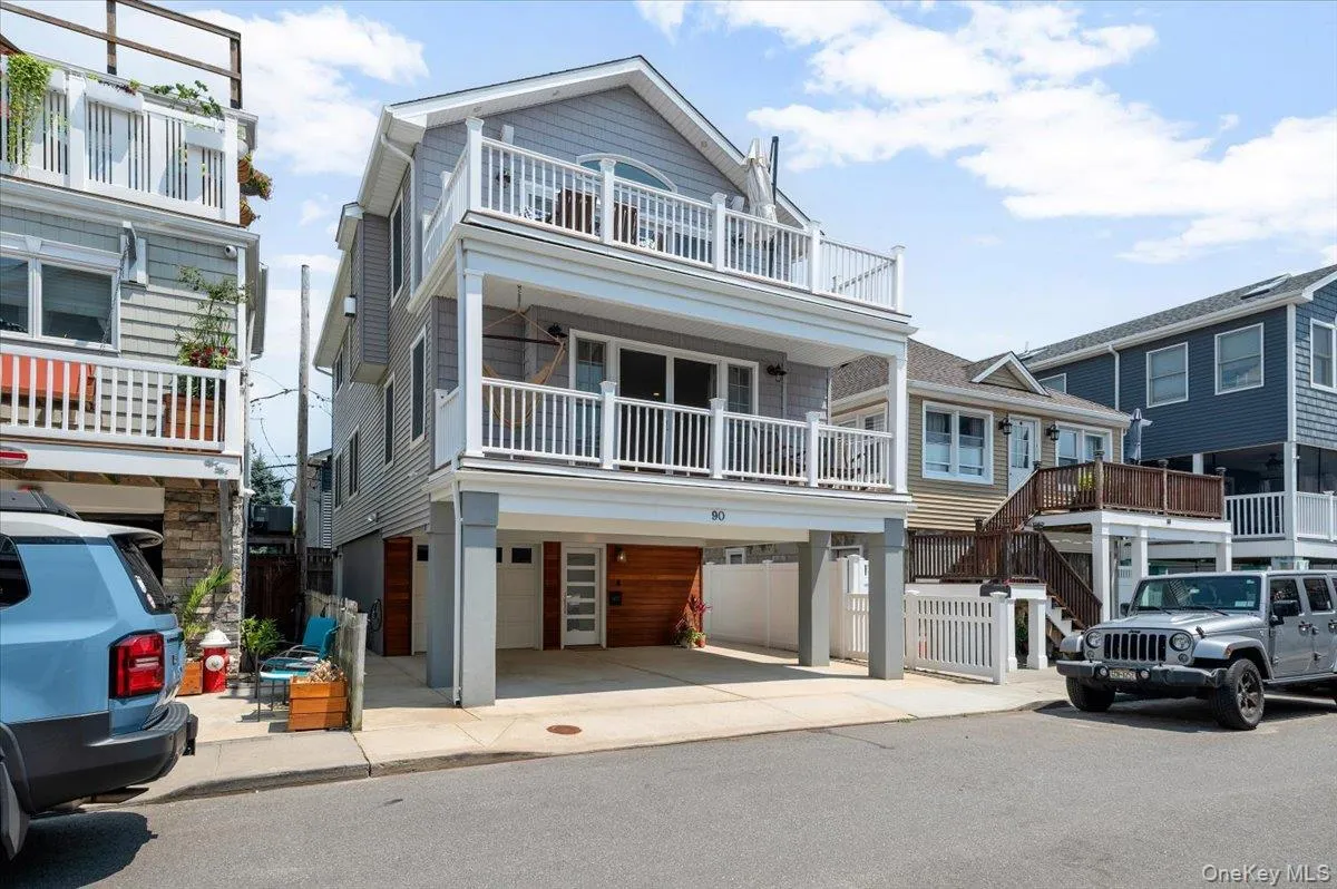 90 Alabama Street, Long Beach, NY, 3 Bedrooms Bedrooms, 6 Rooms Rooms,2 BathroomsBathrooms,Residential,For Rent,Alabama,0,1030387 90 Alabama Street, Long Beach, NY, 3 Bedrooms Bedrooms, 6 Rooms Rooms,2 BathroomsBathrooms,Residential,For Rent,Alabama,0,1030387