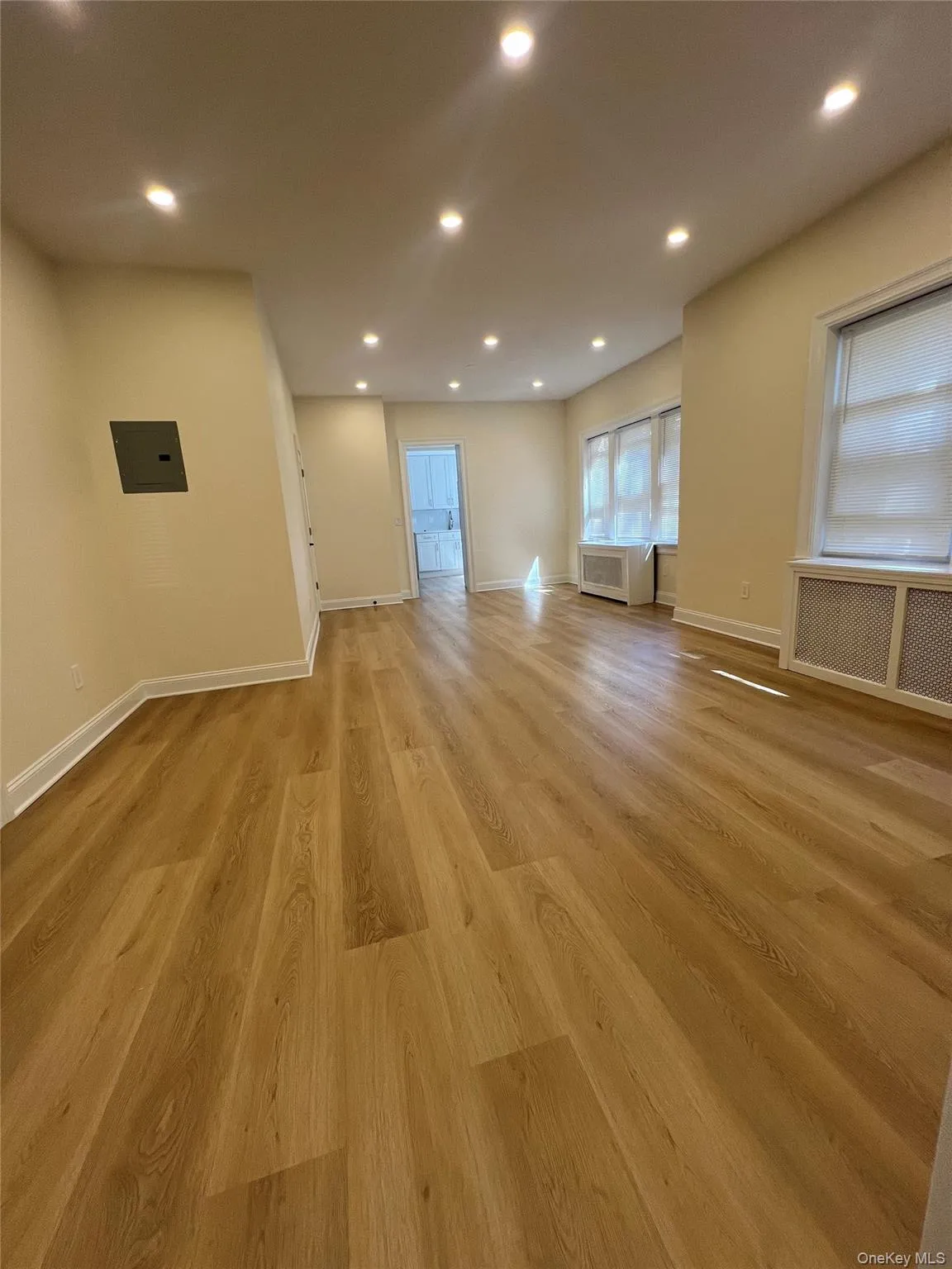 22 Hillcrest Road, Eastchester, NY, 3 Bedrooms Bedrooms, 6 Rooms Rooms,1 BathroomBathrooms,Residential Lease,For Rent,Hillcrest Road,0,1030390 22 Hillcrest Road, Eastchester, NY, 3 Bedrooms Bedrooms, 6 Rooms Rooms,1 BathroomBathrooms,Residential Lease,For Rent,Hillcrest Road,0,1030390