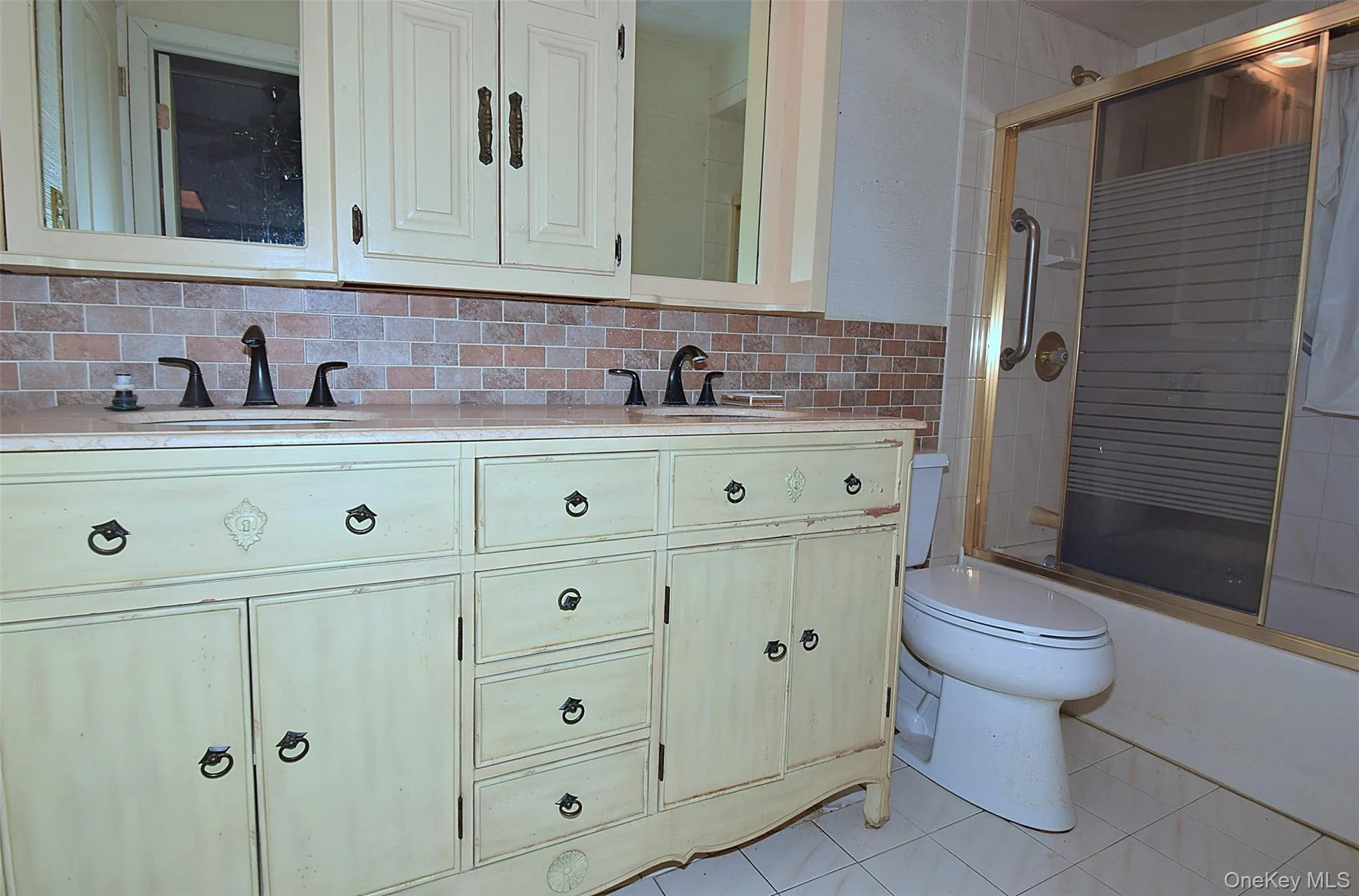 29 Ivy Hill Drive, Islip, NY, 4 Bedrooms Bedrooms, 9 Rooms Rooms,2 BathroomsBathrooms,Residential,For Rent,Ivy Hill,0,1030391 29 Ivy Hill Drive, Islip, NY, 4 Bedrooms Bedrooms, 9 Rooms Rooms,2 BathroomsBathrooms,Residential,For Rent,Ivy Hill,0,1030391