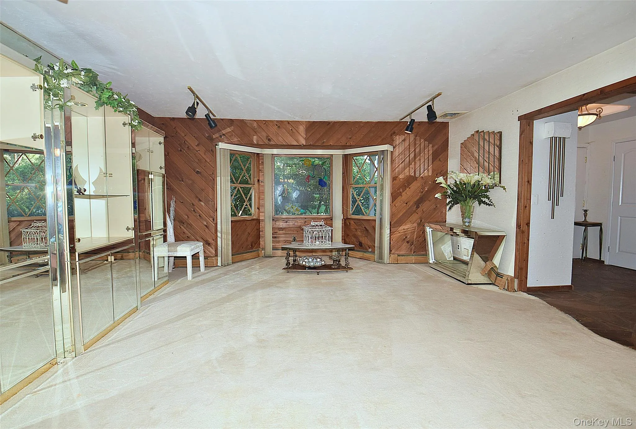 29 Ivy Hill Drive, Smithtown, NY, 4 Bedrooms Bedrooms, 9 Rooms Rooms,2 BathroomsBathrooms,Residential,For Rent,Ivy Hill,0,1030391 29 Ivy Hill Drive, Smithtown, NY, 4 Bedrooms Bedrooms, 9 Rooms Rooms,2 BathroomsBathrooms,Residential,For Rent,Ivy Hill,0,1030391