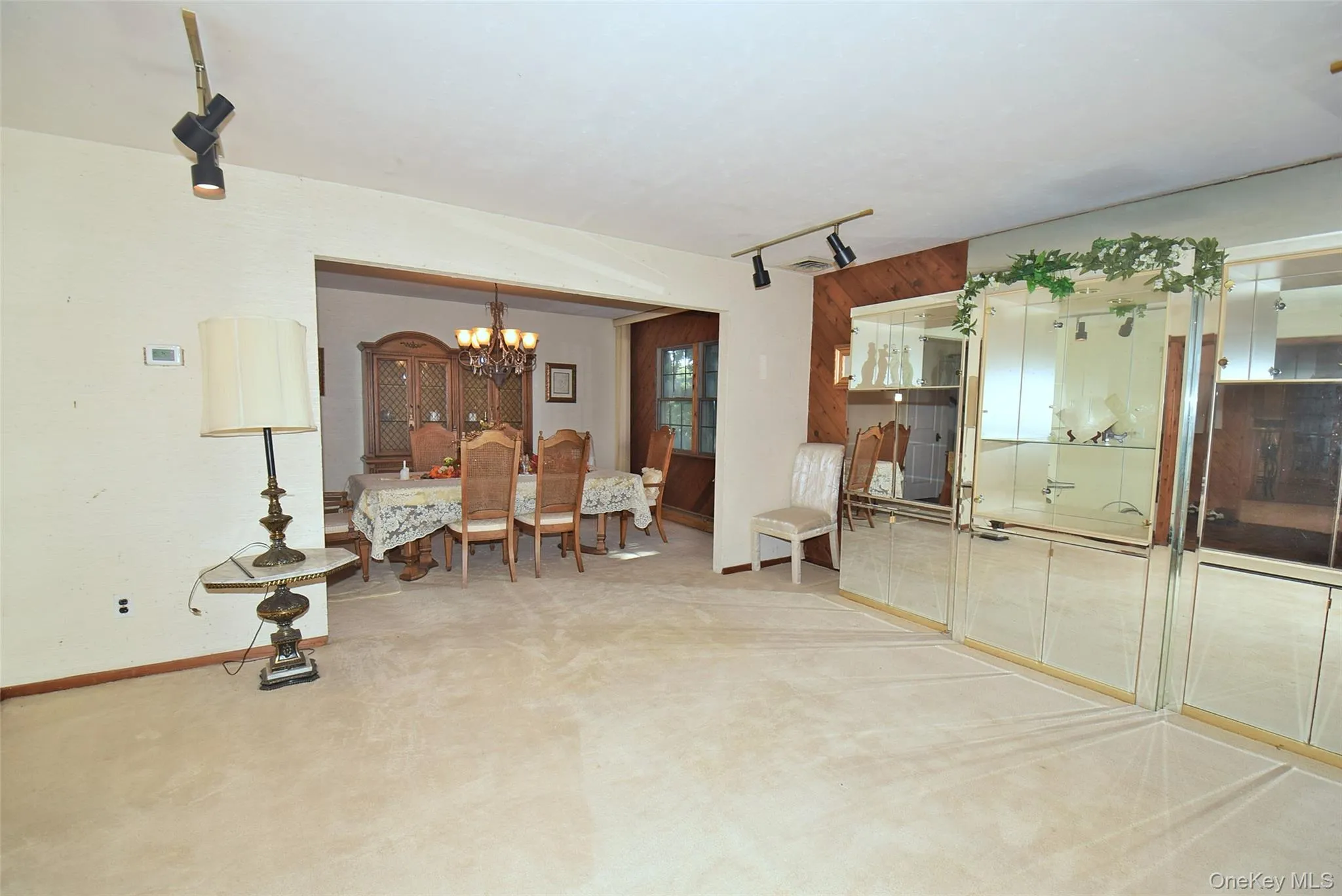 29 Ivy Hill Drive, Smithtown, NY, 4 Bedrooms Bedrooms, 9 Rooms Rooms,2 BathroomsBathrooms,Residential,For Rent,Ivy Hill,0,1030391 29 Ivy Hill Drive, Smithtown, NY, 4 Bedrooms Bedrooms, 9 Rooms Rooms,2 BathroomsBathrooms,Residential,For Rent,Ivy Hill,0,1030391