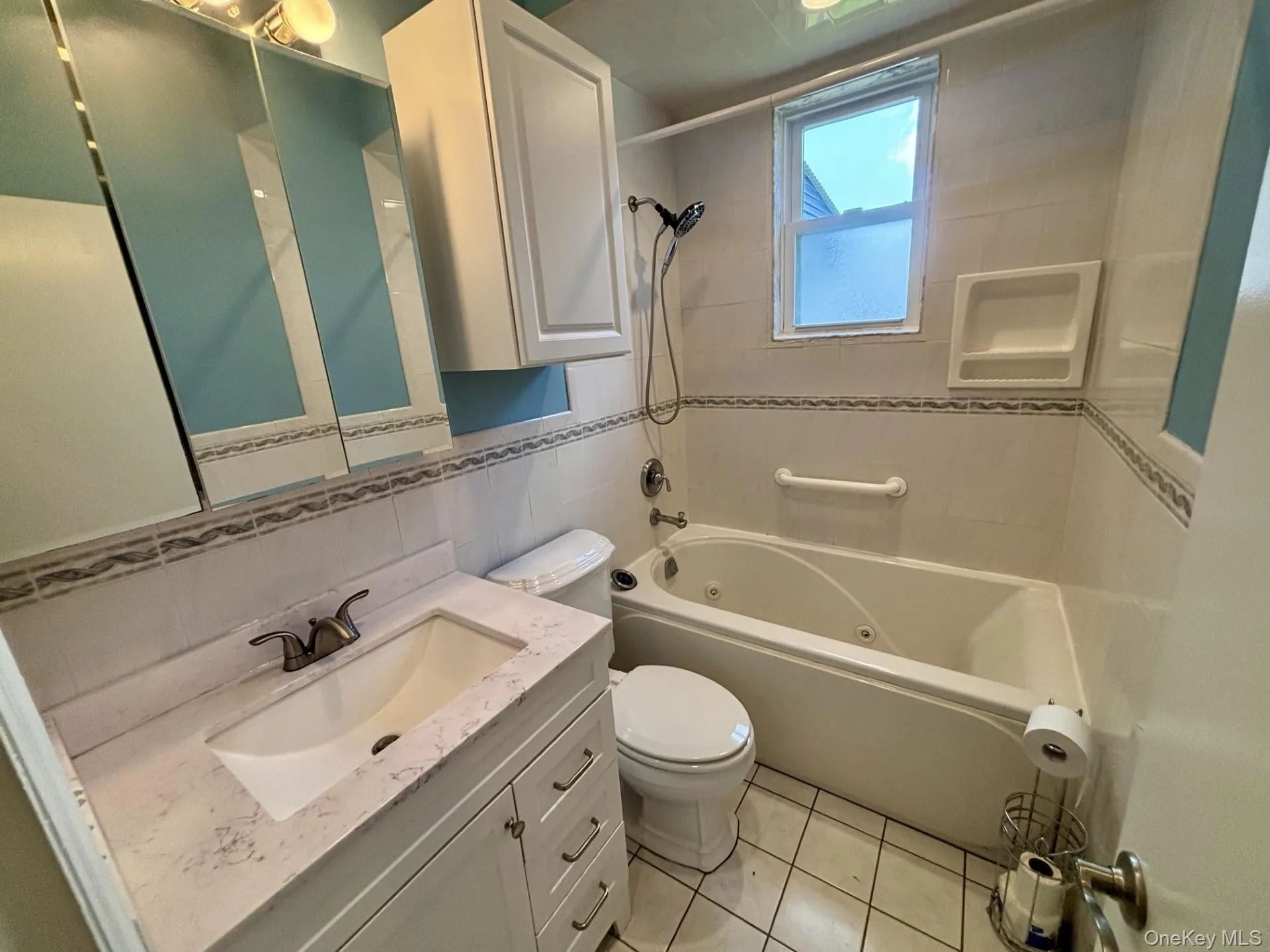 42 Bella Vista Avenue, Oyster Bay, NY, 1 Bedroom Bedrooms, 4 Rooms Rooms,1 BathroomBathrooms,Residential Lease,For Rent,Bella Vista,0,1030392 42 Bella Vista Avenue, Oyster Bay, NY, 1 Bedroom Bedrooms, 4 Rooms Rooms,1 BathroomBathrooms,Residential Lease,For Rent,Bella Vista,0,1030392