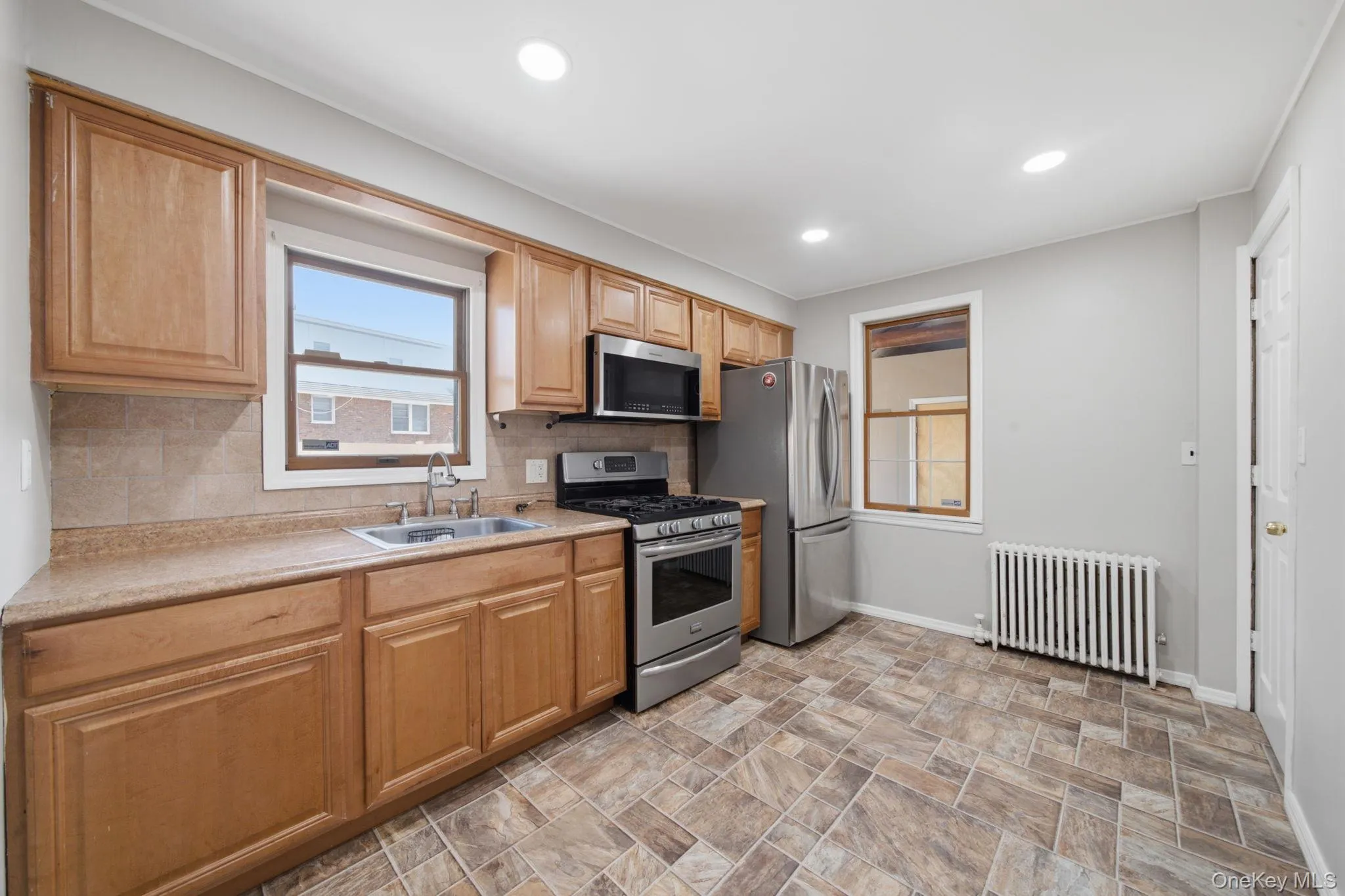 12 Nelson Street, Hempstead, NY, 3 Bedrooms Bedrooms, 7 Rooms Rooms,2 BathroomsBathrooms,Residential,For Rent,Nelson,0,1030396 12 Nelson Street, Hempstead, NY, 3 Bedrooms Bedrooms, 7 Rooms Rooms,2 BathroomsBathrooms,Residential,For Rent,Nelson,0,1030396