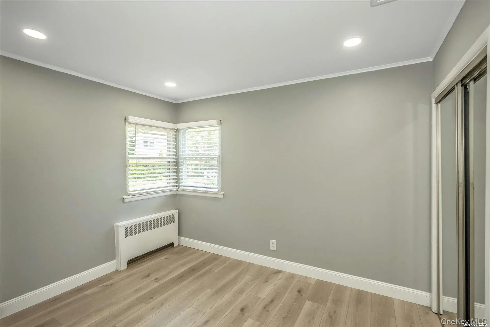 83 Knickerbocker Road, Oyster Bay, NY, 3 Bedrooms Bedrooms, 6 Rooms Rooms,2 BathroomsBathrooms,Residential Lease,For Rent,Knickerbocker,0,1030398 83 Knickerbocker Road, Oyster Bay, NY, 3 Bedrooms Bedrooms, 6 Rooms Rooms,2 BathroomsBathrooms,Residential Lease,For Rent,Knickerbocker,0,1030398