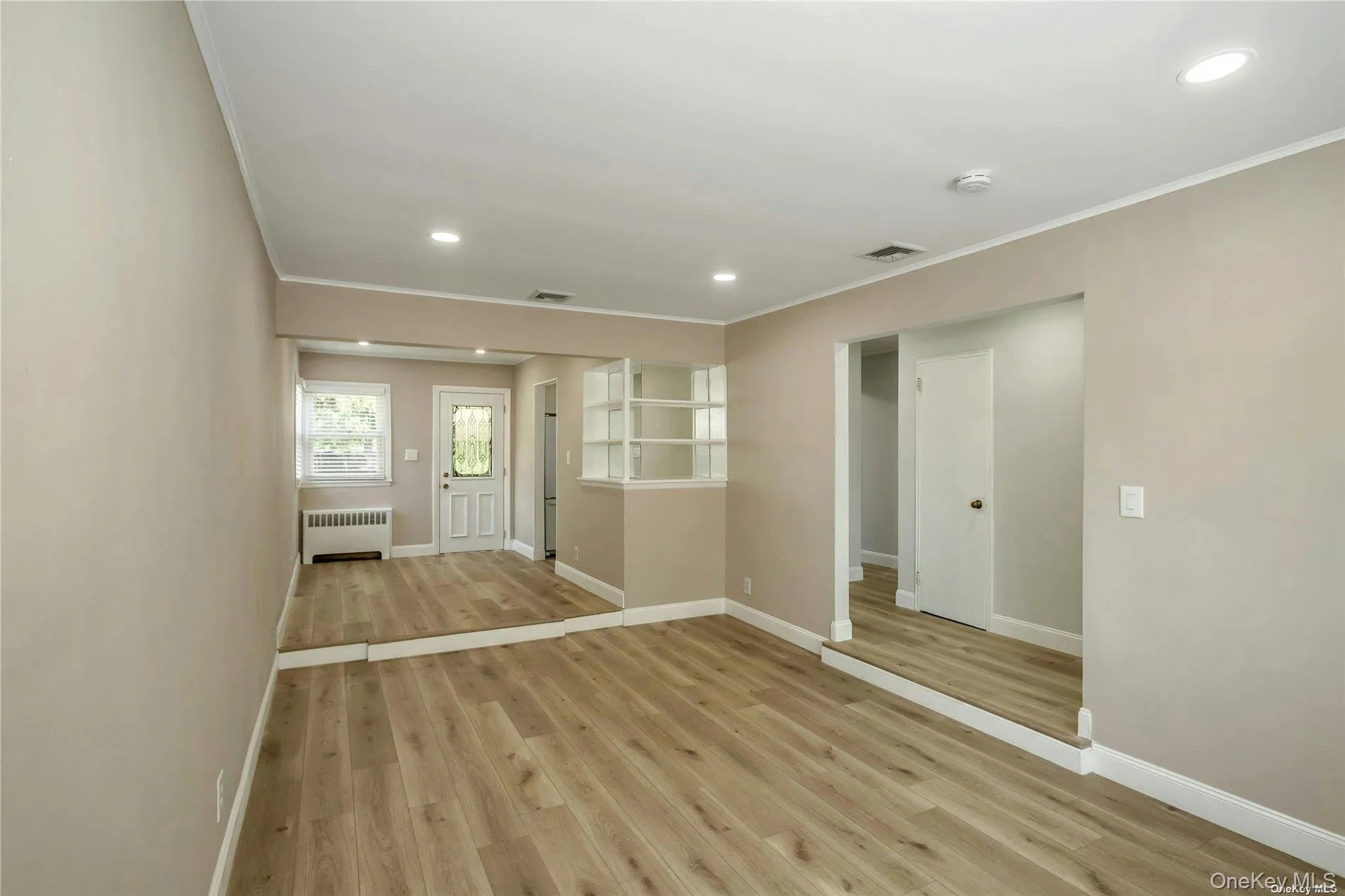 83 Knickerbocker Road, Oyster Bay, NY, 3 Bedrooms Bedrooms, 6 Rooms Rooms,2 BathroomsBathrooms,Residential Lease,For Rent,Knickerbocker,0,1030398 83 Knickerbocker Road, Oyster Bay, NY, 3 Bedrooms Bedrooms, 6 Rooms Rooms,2 BathroomsBathrooms,Residential Lease,For Rent,Knickerbocker,0,1030398