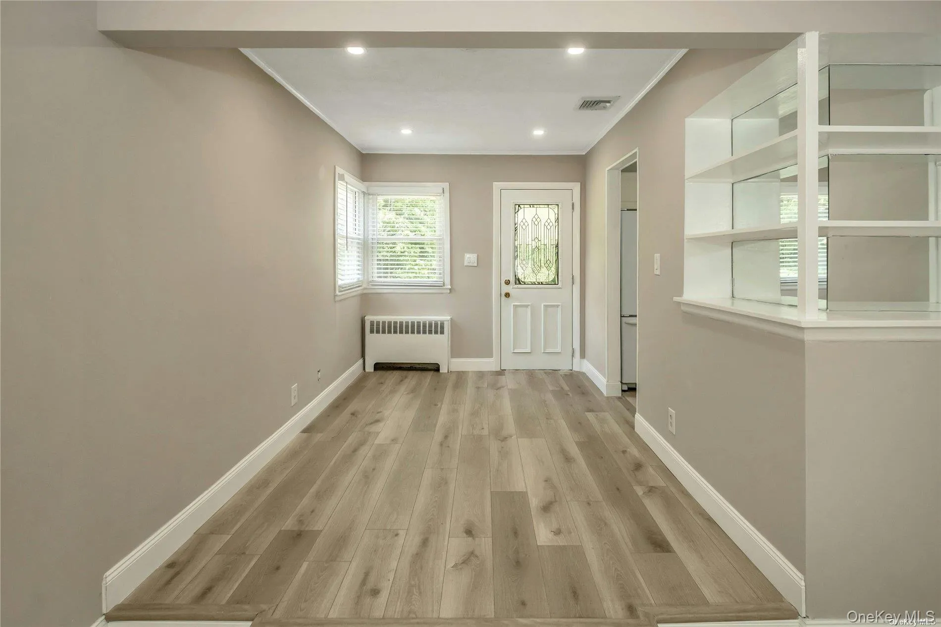 83 Knickerbocker Road, Oyster Bay, NY, 3 Bedrooms Bedrooms, 6 Rooms Rooms,2 BathroomsBathrooms,Residential Lease,For Rent,Knickerbocker,0,1030398 83 Knickerbocker Road, Oyster Bay, NY, 3 Bedrooms Bedrooms, 6 Rooms Rooms,2 BathroomsBathrooms,Residential Lease,For Rent,Knickerbocker,0,1030398