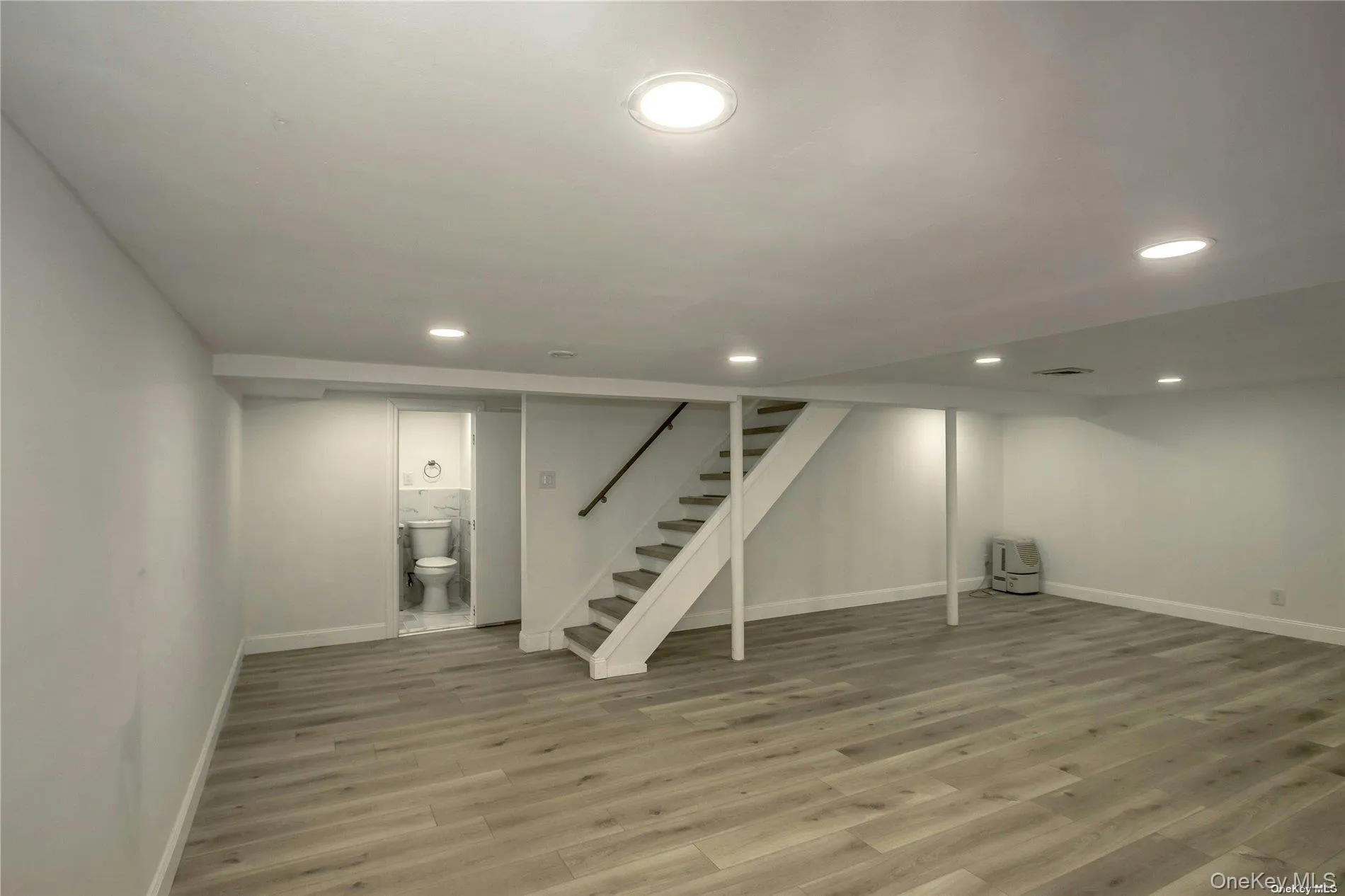 83 Knickerbocker Road, Oyster Bay, NY, 3 Bedrooms Bedrooms, 6 Rooms Rooms,2 BathroomsBathrooms,Residential Lease,For Rent,Knickerbocker,0,1030398 83 Knickerbocker Road, Oyster Bay, NY, 3 Bedrooms Bedrooms, 6 Rooms Rooms,2 BathroomsBathrooms,Residential Lease,For Rent,Knickerbocker,0,1030398