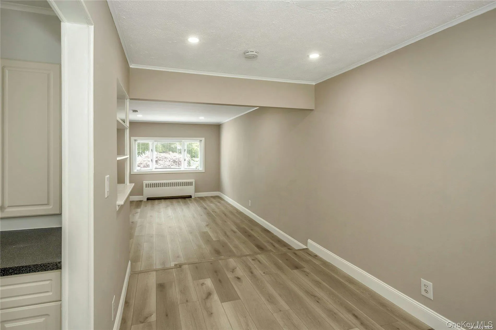 83 Knickerbocker Road, Oyster Bay, NY, 3 Bedrooms Bedrooms, 6 Rooms Rooms,2 BathroomsBathrooms,Residential Lease,For Rent,Knickerbocker,0,1030398 83 Knickerbocker Road, Oyster Bay, NY, 3 Bedrooms Bedrooms, 6 Rooms Rooms,2 BathroomsBathrooms,Residential Lease,For Rent,Knickerbocker,0,1030398