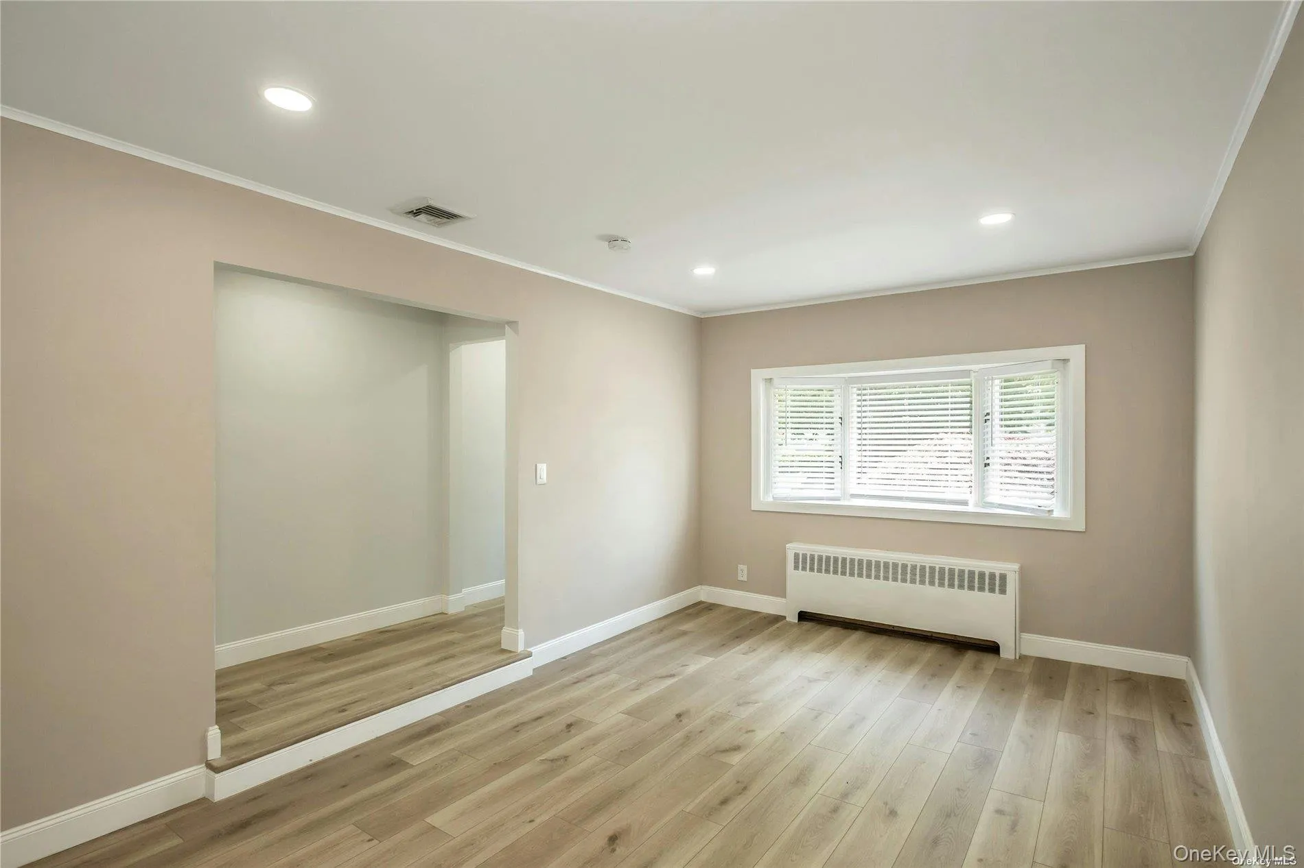 83 Knickerbocker Road, Oyster Bay, NY, 3 Bedrooms Bedrooms, 6 Rooms Rooms,2 BathroomsBathrooms,Residential Lease,For Rent,Knickerbocker,0,1030398 83 Knickerbocker Road, Oyster Bay, NY, 3 Bedrooms Bedrooms, 6 Rooms Rooms,2 BathroomsBathrooms,Residential Lease,For Rent,Knickerbocker,0,1030398
