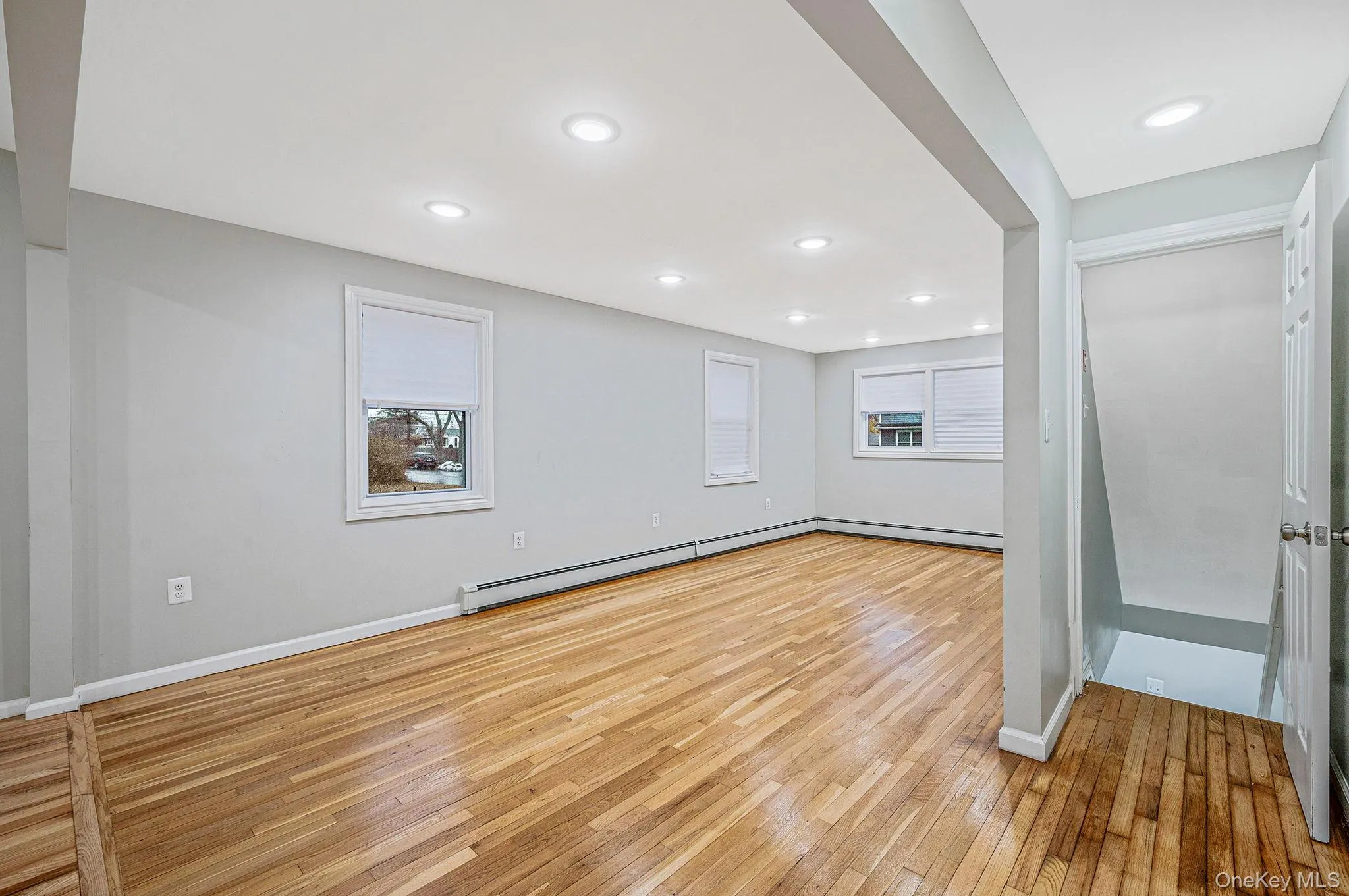 1316 6th Street, West Babylon, NY, 4 Bedrooms Bedrooms, 8 Rooms Rooms,2 BathroomsBathrooms,Residential,For Rent,6th,0,1030399 1316 6th Street, West Babylon, NY, 4 Bedrooms Bedrooms, 8 Rooms Rooms,2 BathroomsBathrooms,Residential,For Rent,6th,0,1030399