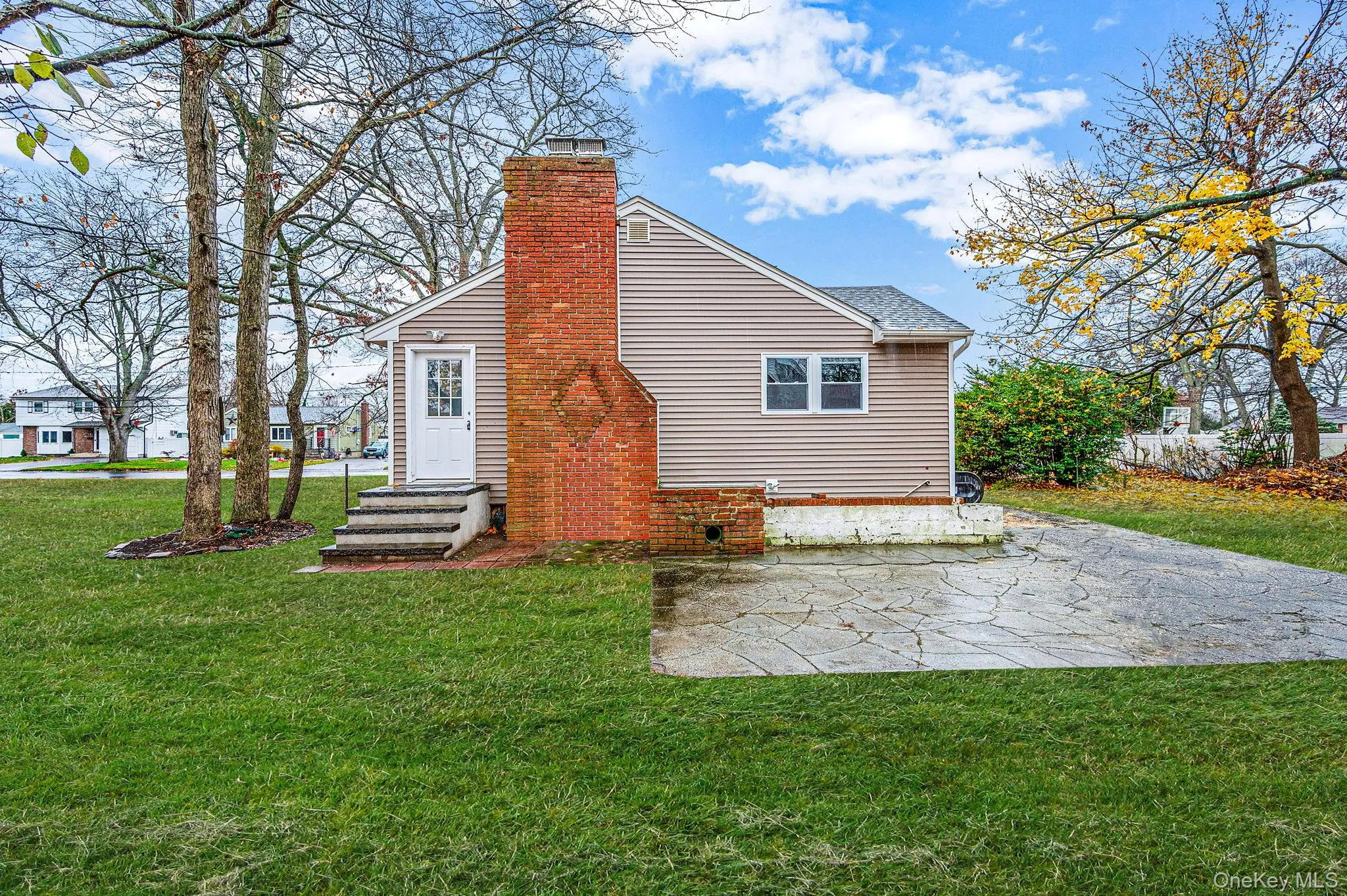 1316 6th Street, West Babylon, NY, 4 Bedrooms Bedrooms, 8 Rooms Rooms,2 BathroomsBathrooms,Residential,For Rent,6th,0,1030399 1316 6th Street, West Babylon, NY, 4 Bedrooms Bedrooms, 8 Rooms Rooms,2 BathroomsBathrooms,Residential,For Rent,6th,0,1030399
