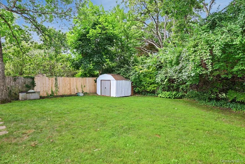 555 Windsor Avenue, Islip, NY, 4 Bedrooms Bedrooms, 7 Rooms Rooms,2 BathroomsBathrooms,Residential,For Rent,Windsor,0,1030408 555 Windsor Avenue, Islip, NY, 4 Bedrooms Bedrooms, 7 Rooms Rooms,2 BathroomsBathrooms,Residential,For Rent,Windsor,0,1030408