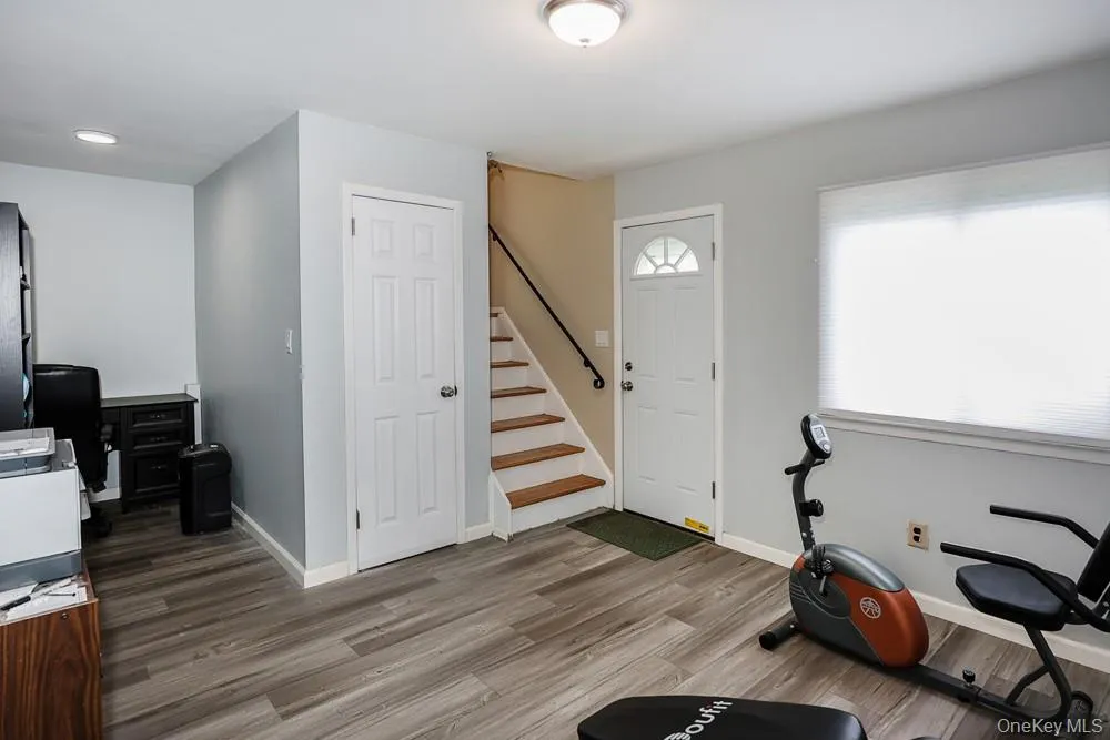 555 Windsor Avenue, Islip, NY, 4 Bedrooms Bedrooms, 7 Rooms Rooms,2 BathroomsBathrooms,Residential,For Rent,Windsor,0,1030408 555 Windsor Avenue, Islip, NY, 4 Bedrooms Bedrooms, 7 Rooms Rooms,2 BathroomsBathrooms,Residential,For Rent,Windsor,0,1030408