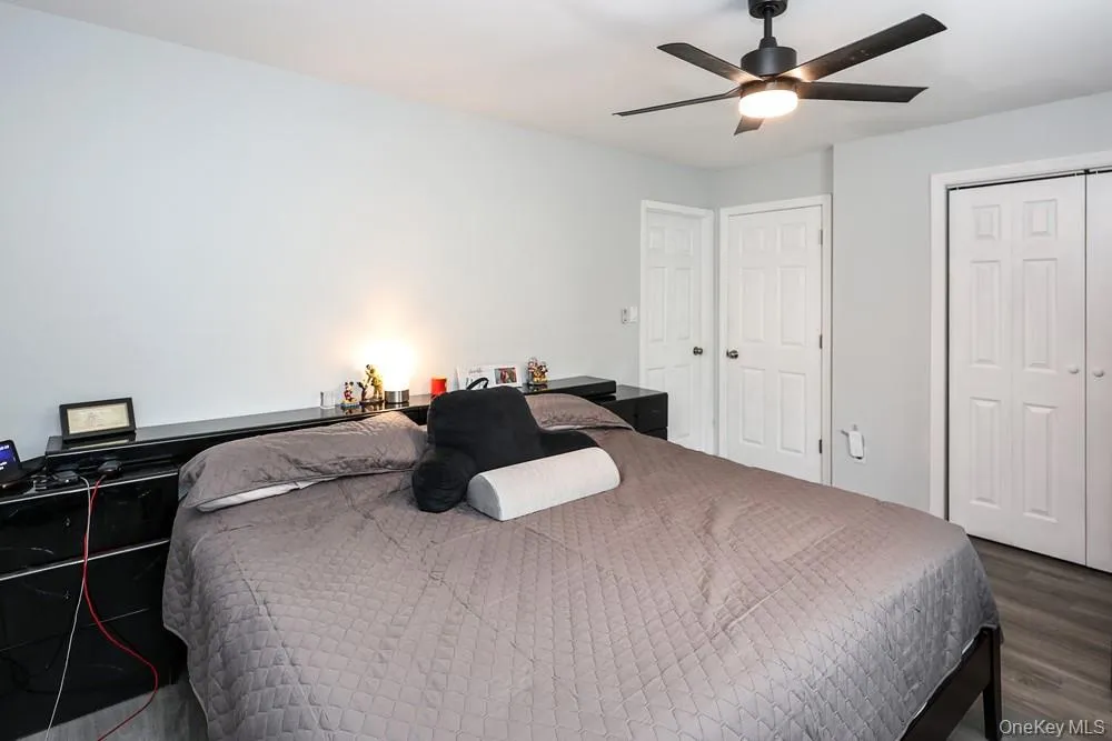 555 Windsor Avenue, Islip, NY, 4 Bedrooms Bedrooms, 7 Rooms Rooms,2 BathroomsBathrooms,Residential,For Rent,Windsor,0,1030408 555 Windsor Avenue, Islip, NY, 4 Bedrooms Bedrooms, 7 Rooms Rooms,2 BathroomsBathrooms,Residential,For Rent,Windsor,0,1030408