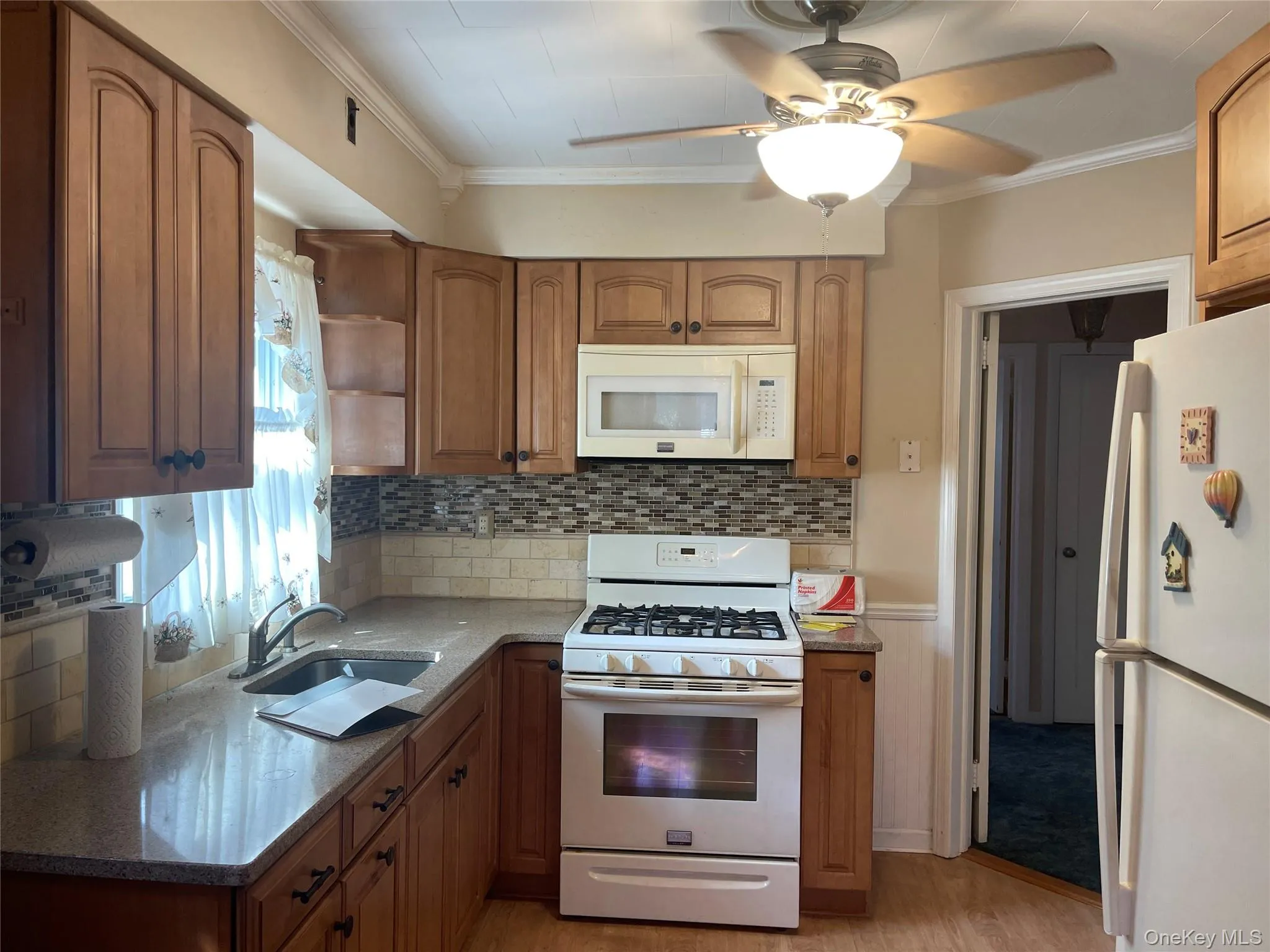 8910 221st Place, New York, NY, 3 Bedrooms Bedrooms, 6 Rooms Rooms,1 BathroomBathrooms,Residential,For Rent,221st,0,1030411 8910 221st Place, New York, NY, 3 Bedrooms Bedrooms, 6 Rooms Rooms,1 BathroomBathrooms,Residential,For Rent,221st,0,1030411