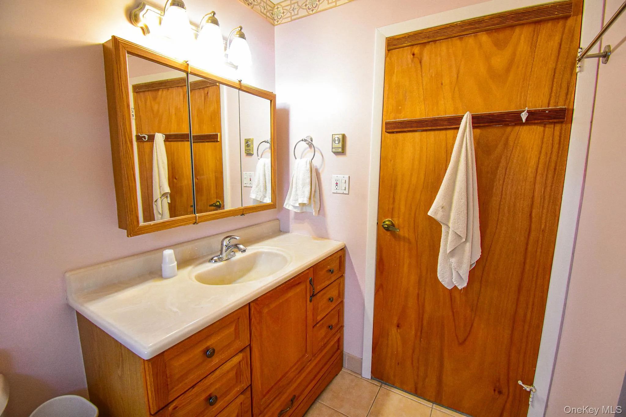 179 Ventry Court, Brookhaven, NY, 2 Bedrooms Bedrooms, 6 Rooms Rooms,1 BathroomBathrooms,Residential,For Rent,Ventry,0,1030417 179 Ventry Court, Brookhaven, NY, 2 Bedrooms Bedrooms, 6 Rooms Rooms,1 BathroomBathrooms,Residential,For Rent,Ventry,0,1030417
