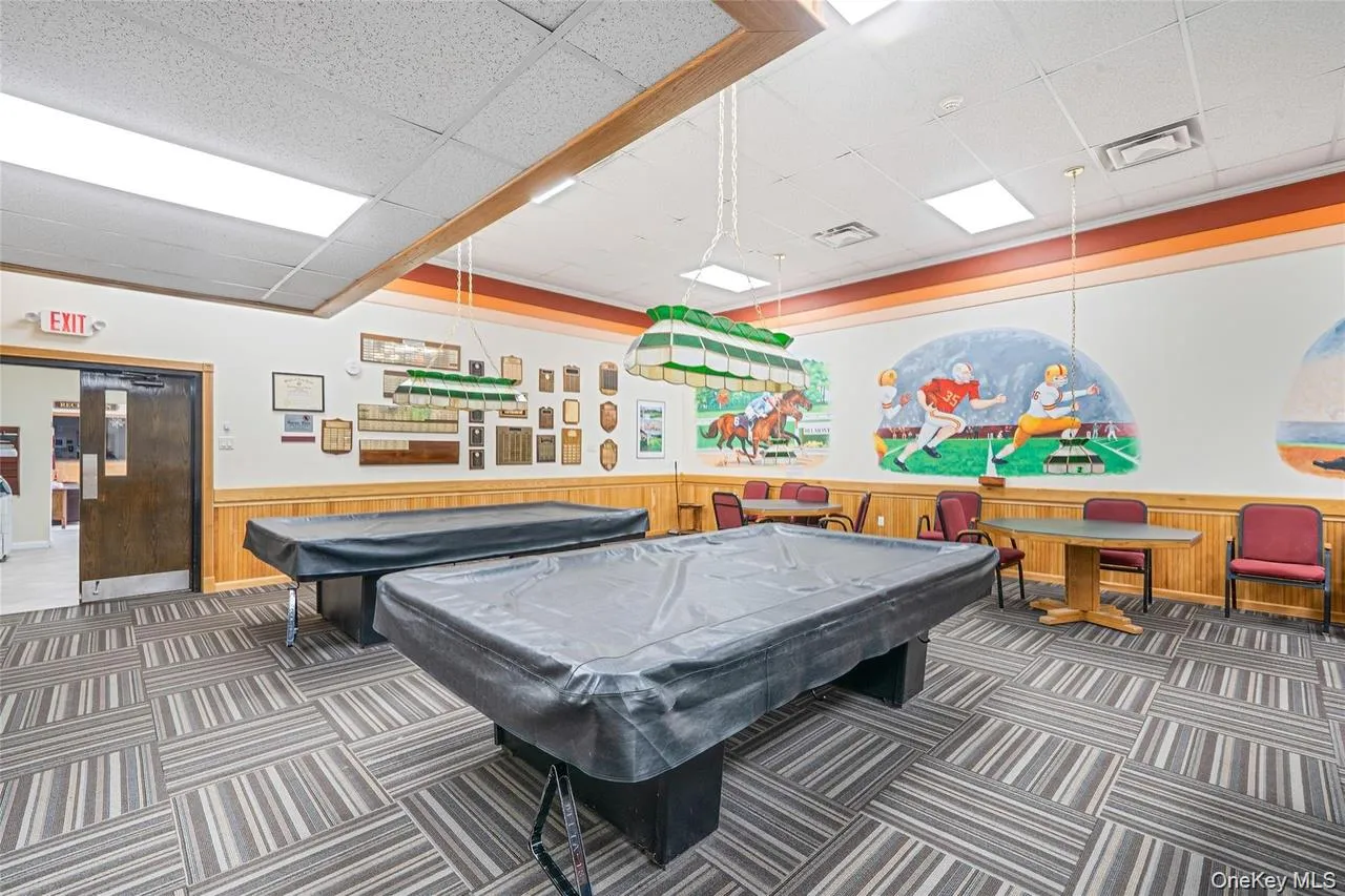 179 Ventry Court, Brookhaven, NY, 2 Bedrooms Bedrooms, 6 Rooms Rooms,1 BathroomBathrooms,Residential,For Rent,Ventry,0,1030417 179 Ventry Court, Brookhaven, NY, 2 Bedrooms Bedrooms, 6 Rooms Rooms,1 BathroomBathrooms,Residential,For Rent,Ventry,0,1030417