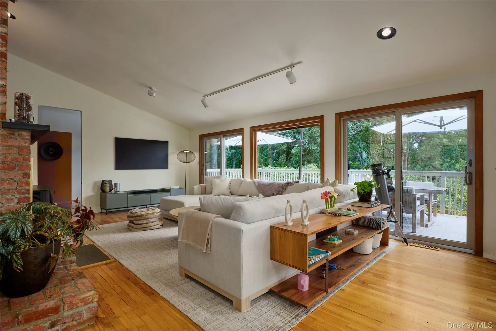 68 Spice Bush Lane, Tuxedo, NY, 3 Bedrooms Bedrooms, 10 Rooms Rooms,3 BathroomsBathrooms,Residential,For Rent,Spice Bush,0,1030419 68 Spice Bush Lane, Tuxedo, NY, 3 Bedrooms Bedrooms, 10 Rooms Rooms,3 BathroomsBathrooms,Residential,For Rent,Spice Bush,0,1030419