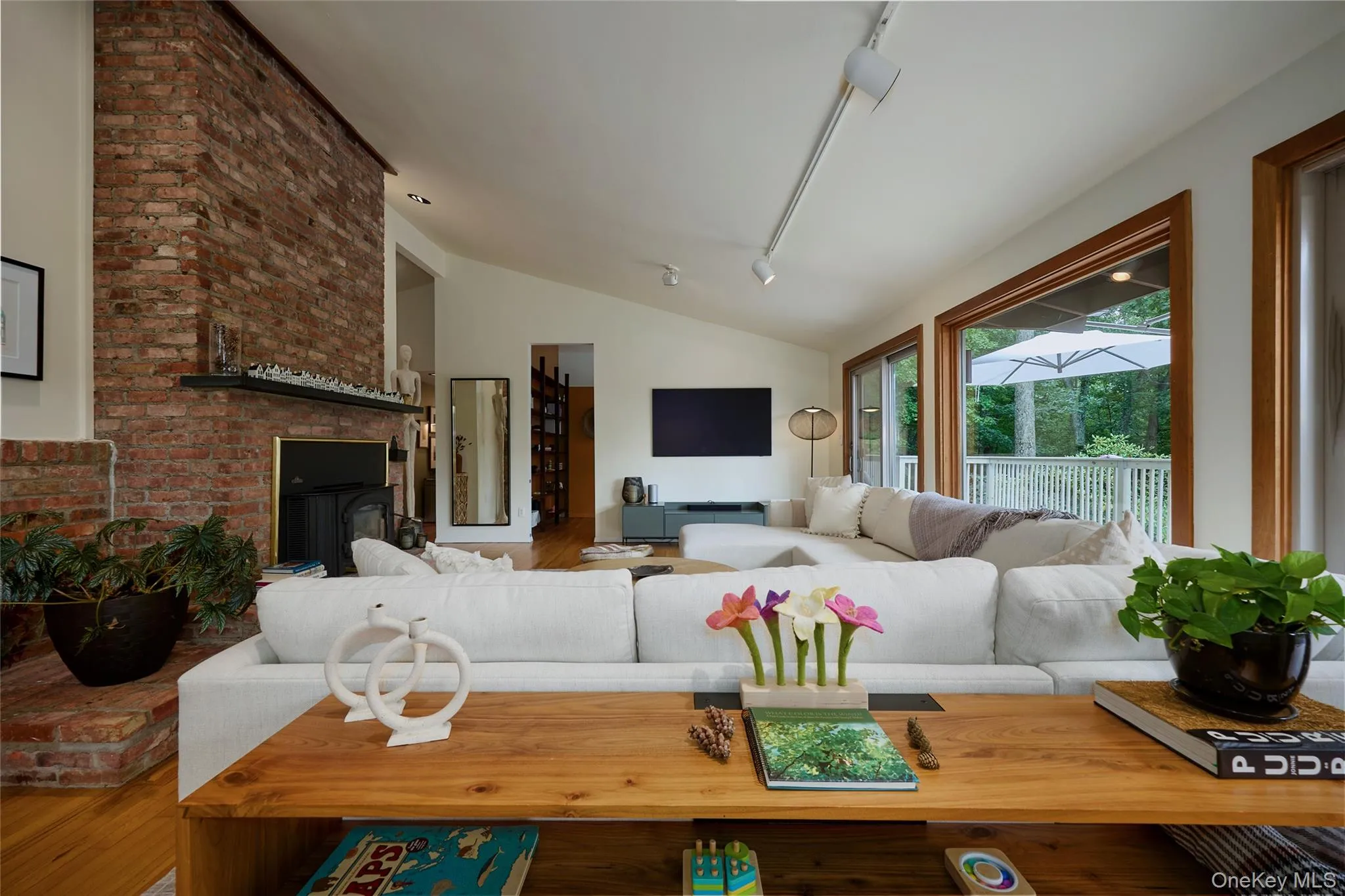 68 Spice Bush Lane, Tuxedo, NY, 3 Bedrooms Bedrooms, 10 Rooms Rooms,3 BathroomsBathrooms,Residential,For Rent,Spice Bush,0,1030419 68 Spice Bush Lane, Tuxedo, NY, 3 Bedrooms Bedrooms, 10 Rooms Rooms,3 BathroomsBathrooms,Residential,For Rent,Spice Bush,0,1030419