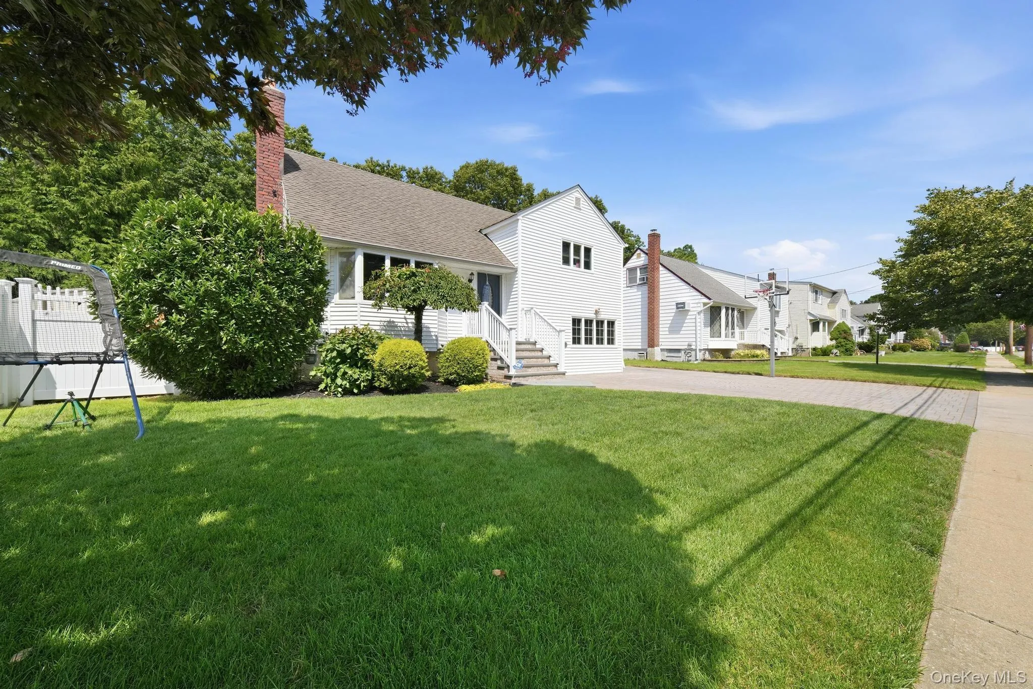 422 Park Lane, Oyster Bay, NY, 3 Bedrooms Bedrooms, 9 Rooms Rooms,2 BathroomsBathrooms,Residential,For Rent,Park,0,1030423 422 Park Lane, Oyster Bay, NY, 3 Bedrooms Bedrooms, 9 Rooms Rooms,2 BathroomsBathrooms,Residential,For Rent,Park,0,1030423