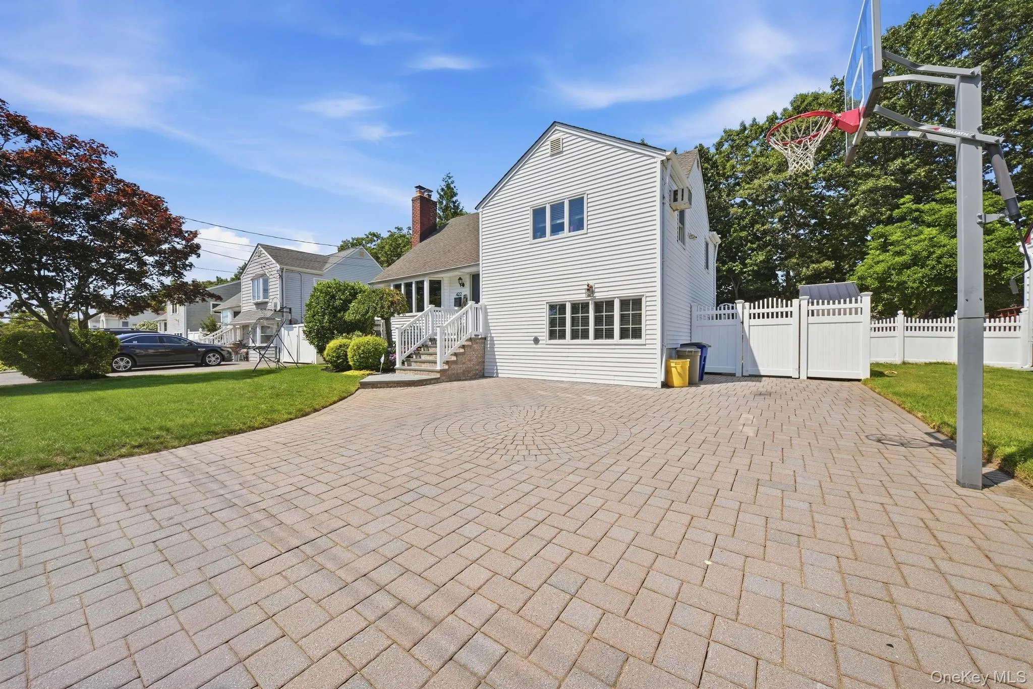 422 Park Lane, Oyster Bay, NY, 3 Bedrooms Bedrooms, 9 Rooms Rooms,2 BathroomsBathrooms,Residential,For Rent,Park,0,1030423 422 Park Lane, Oyster Bay, NY, 3 Bedrooms Bedrooms, 9 Rooms Rooms,2 BathroomsBathrooms,Residential,For Rent,Park,0,1030423