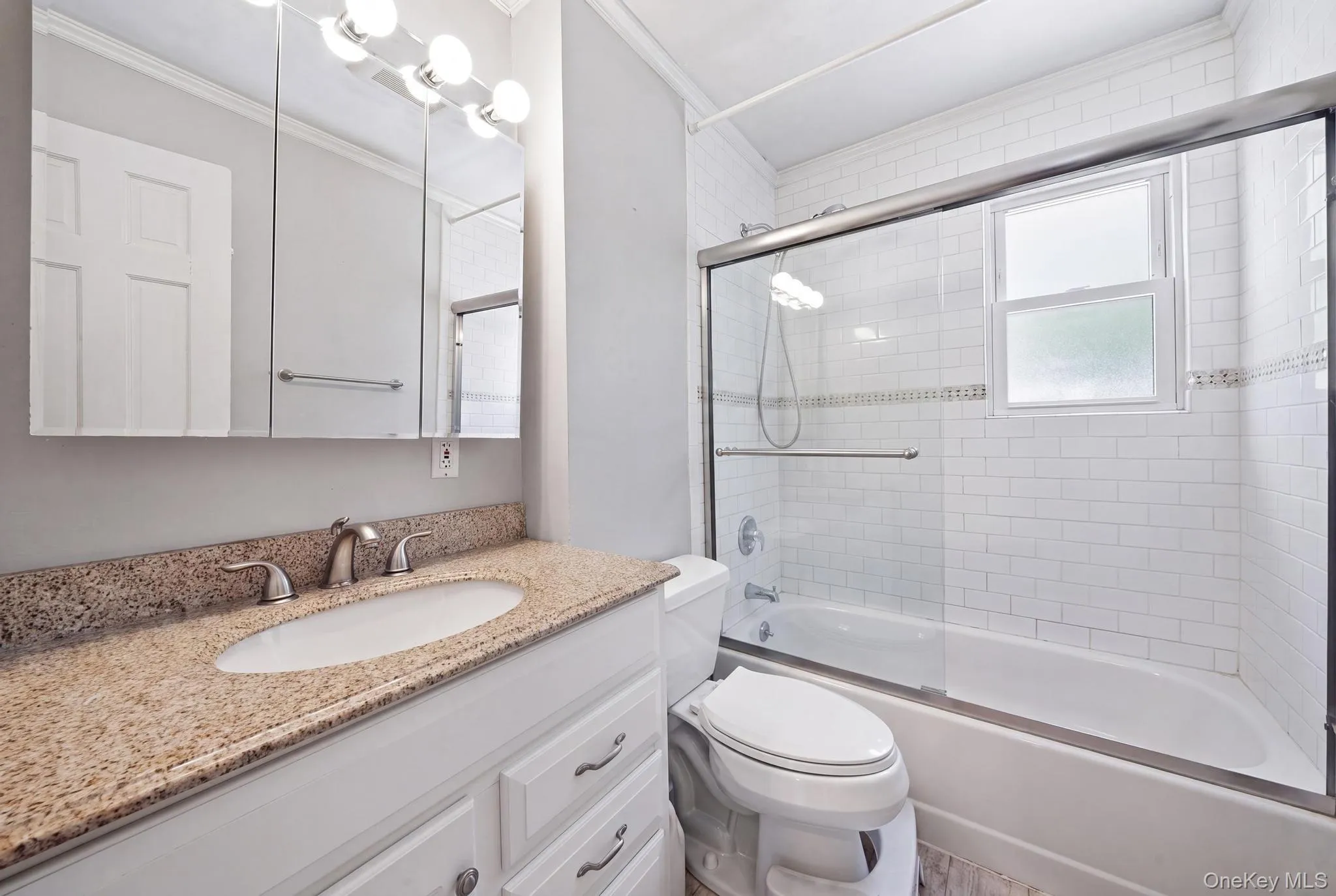 422 Park Lane, Oyster Bay, NY, 3 Bedrooms Bedrooms, 9 Rooms Rooms,2 BathroomsBathrooms,Residential,For Rent,Park,0,1030423 422 Park Lane, Oyster Bay, NY, 3 Bedrooms Bedrooms, 9 Rooms Rooms,2 BathroomsBathrooms,Residential,For Rent,Park,0,1030423