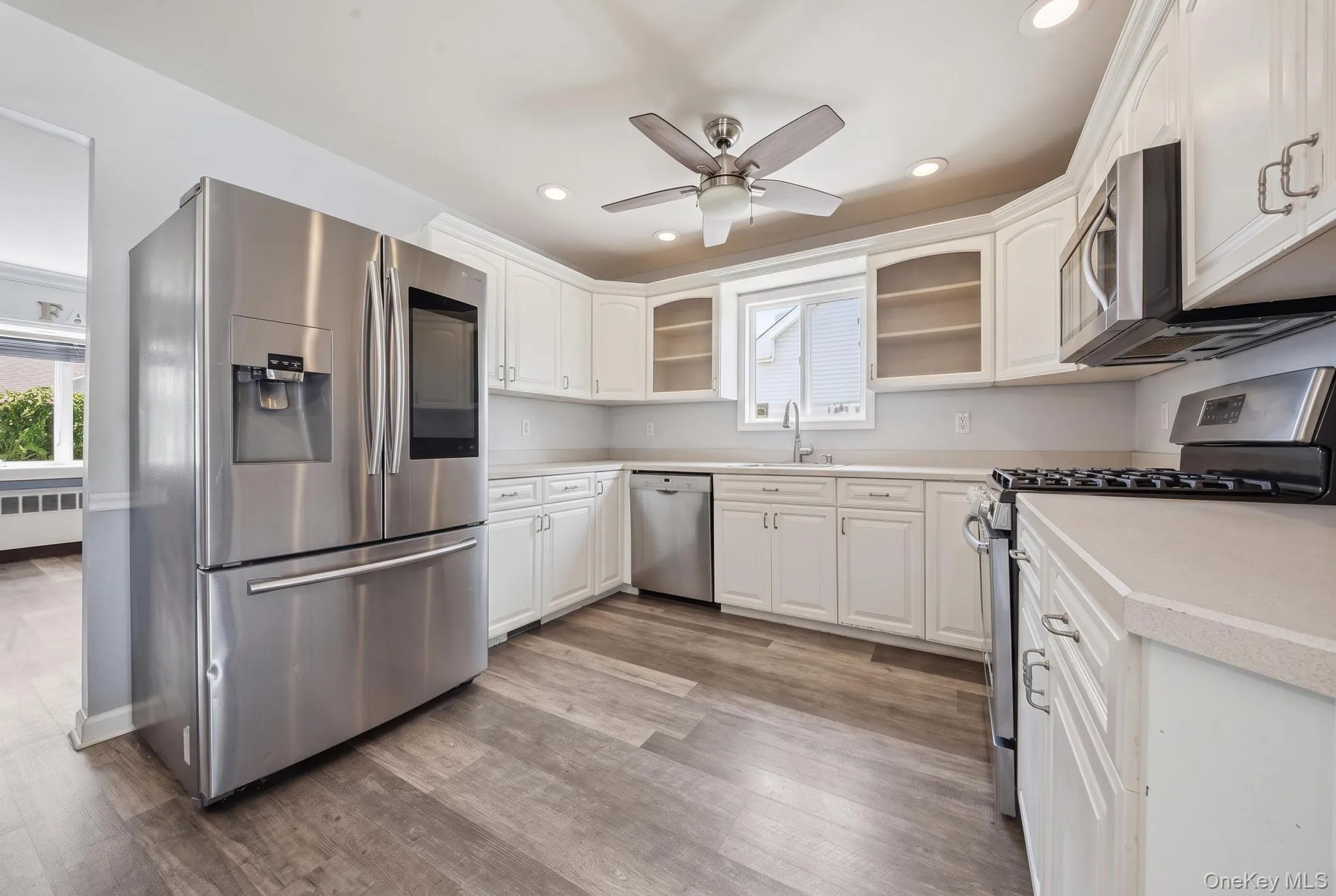 422 Park Lane, Oyster Bay, NY, 3 Bedrooms Bedrooms, 9 Rooms Rooms,2 BathroomsBathrooms,Residential,For Rent,Park,0,1030423 422 Park Lane, Oyster Bay, NY, 3 Bedrooms Bedrooms, 9 Rooms Rooms,2 BathroomsBathrooms,Residential,For Rent,Park,0,1030423