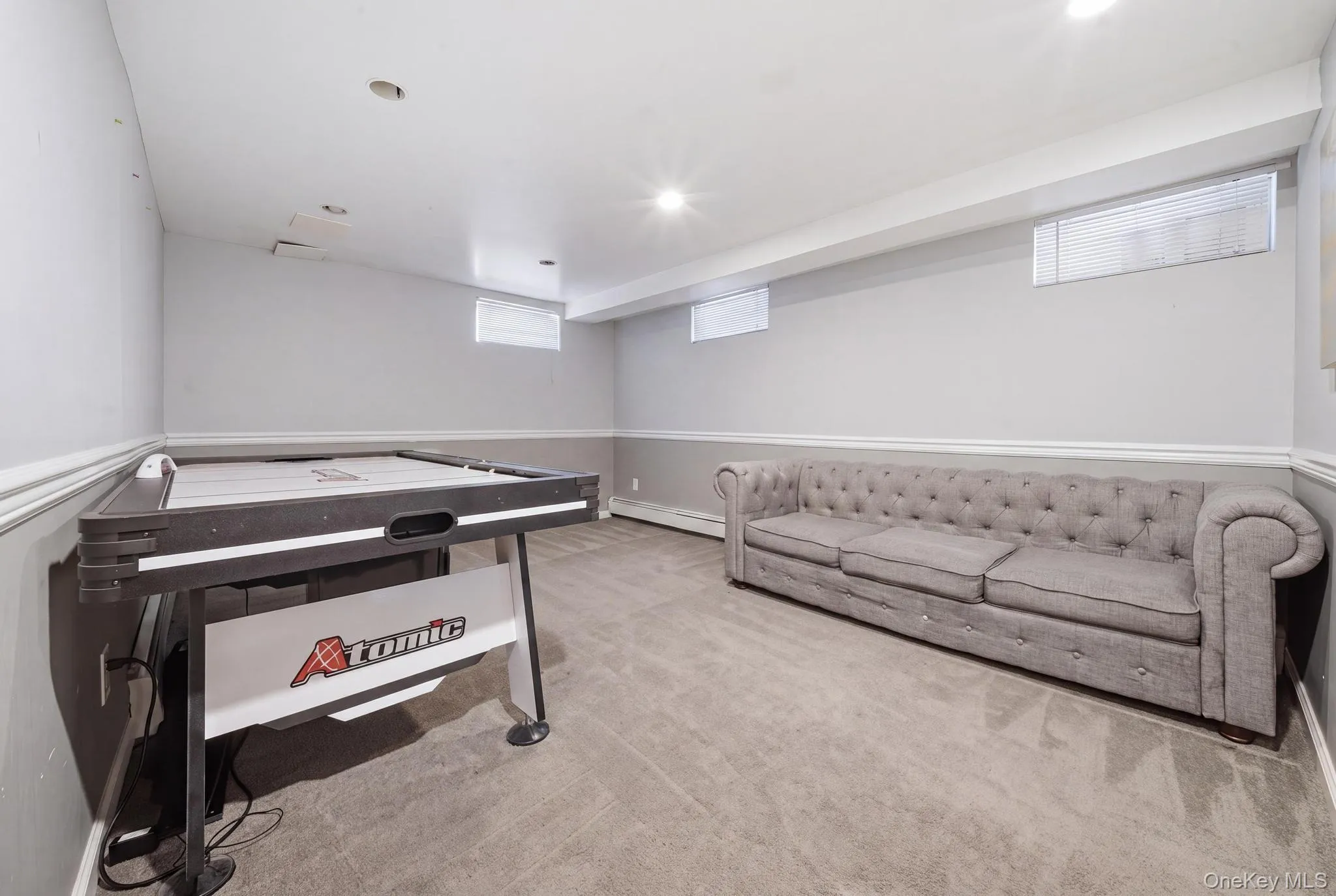 422 Park Lane, Oyster Bay, NY, 3 Bedrooms Bedrooms, 9 Rooms Rooms,2 BathroomsBathrooms,Residential,For Rent,Park,0,1030423 422 Park Lane, Oyster Bay, NY, 3 Bedrooms Bedrooms, 9 Rooms Rooms,2 BathroomsBathrooms,Residential,For Rent,Park,0,1030423
