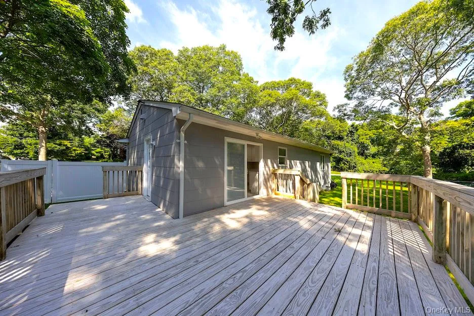 18 EASTERLY Road, Southampton, NY, 3 Bedrooms Bedrooms, 8 Rooms Rooms,2 BathroomsBathrooms,Residential,For Rent,EASTERLY,0,1030424 18 EASTERLY Road, Southampton, NY, 3 Bedrooms Bedrooms, 8 Rooms Rooms,2 BathroomsBathrooms,Residential,For Rent,EASTERLY,0,1030424