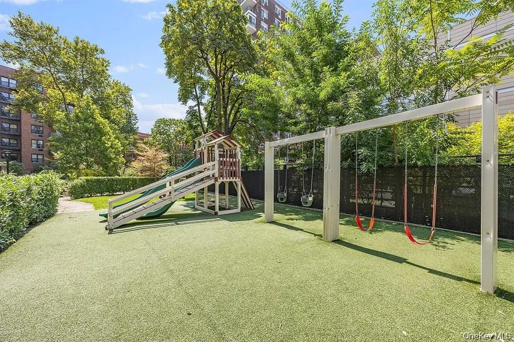 87-10 51 Avenue, New York, NY, 2 Rooms Rooms,1 BathroomBathrooms,Residential,For Rent,51,0,1030426 87-10 51 Avenue, New York, NY, 2 Rooms Rooms,1 BathroomBathrooms,Residential,For Rent,51,0,1030426