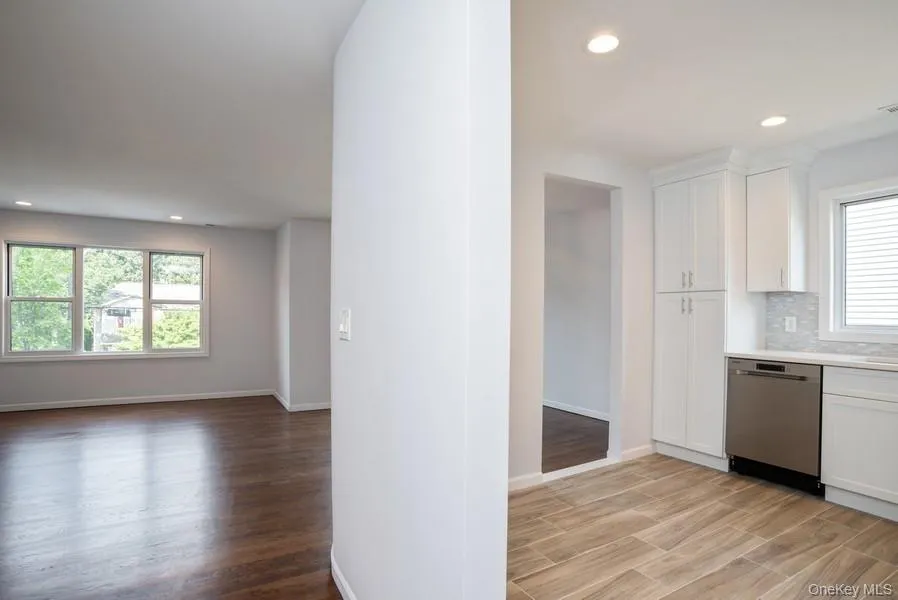 52 Washington Street, Eastchester, NY, 3 Bedrooms Bedrooms, 8 Rooms Rooms,2 BathroomsBathrooms,Residential Lease,For Rent,Washington,0,1030431 52 Washington Street, Eastchester, NY, 3 Bedrooms Bedrooms, 8 Rooms Rooms,2 BathroomsBathrooms,Residential Lease,For Rent,Washington,0,1030431
